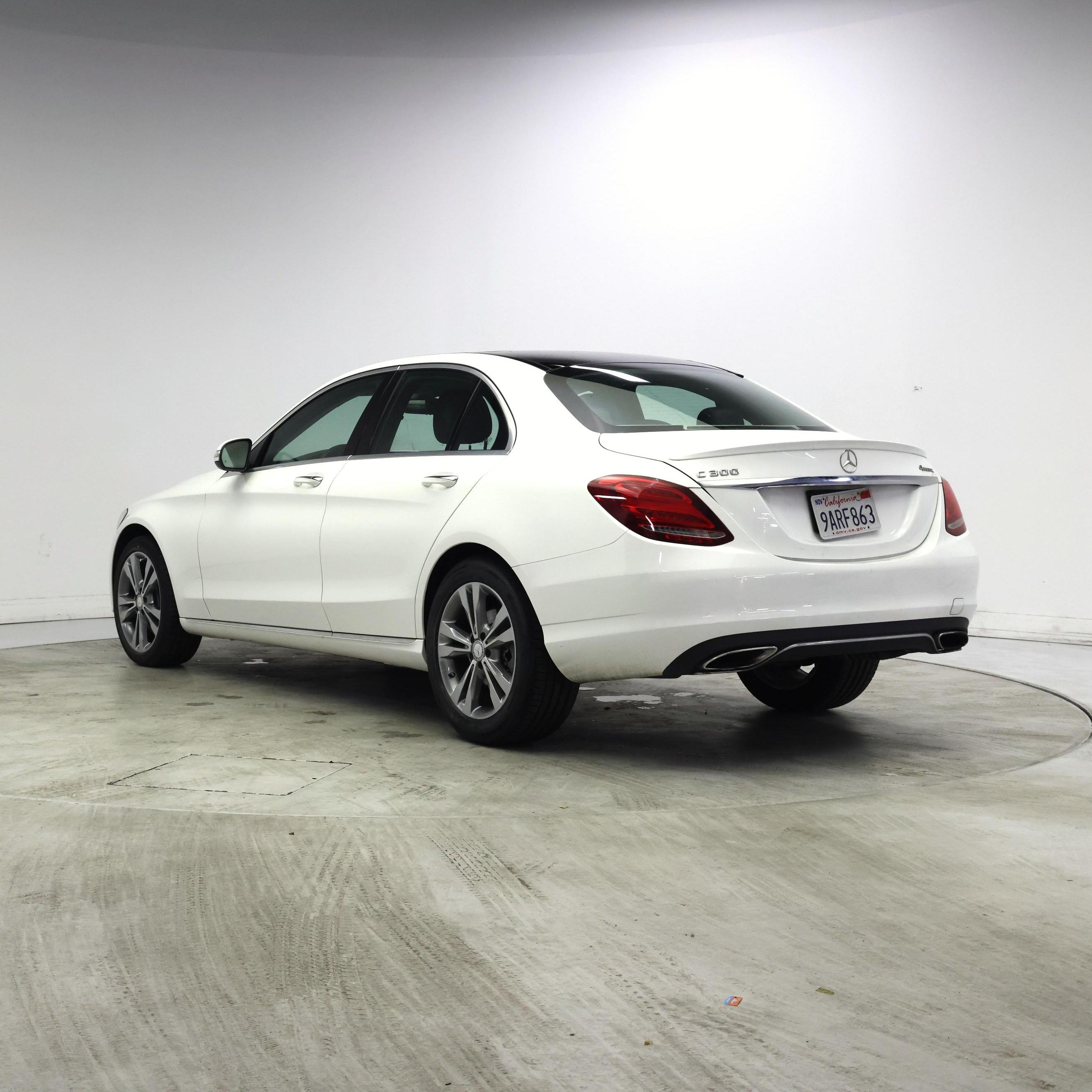 Thumbnail: 2015 Mercedes-Benz C-Class - 2