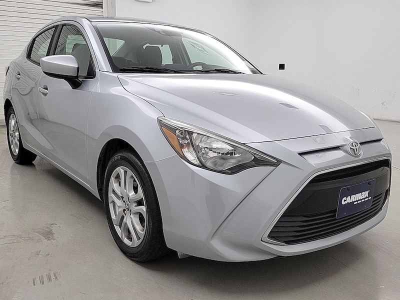 2017 Toyota Yaris iA