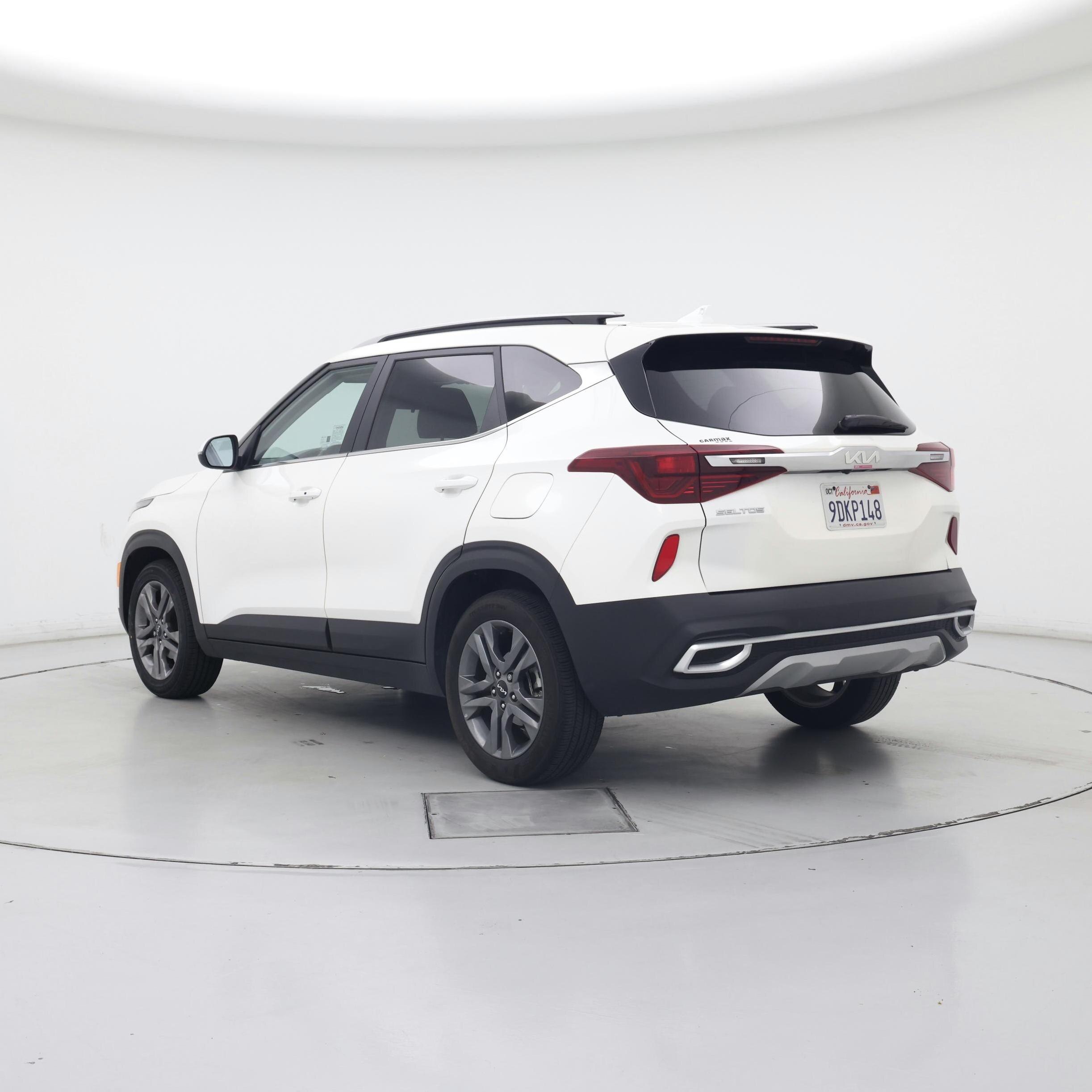 Thumbnail: 2023 Kia Seltos - 2