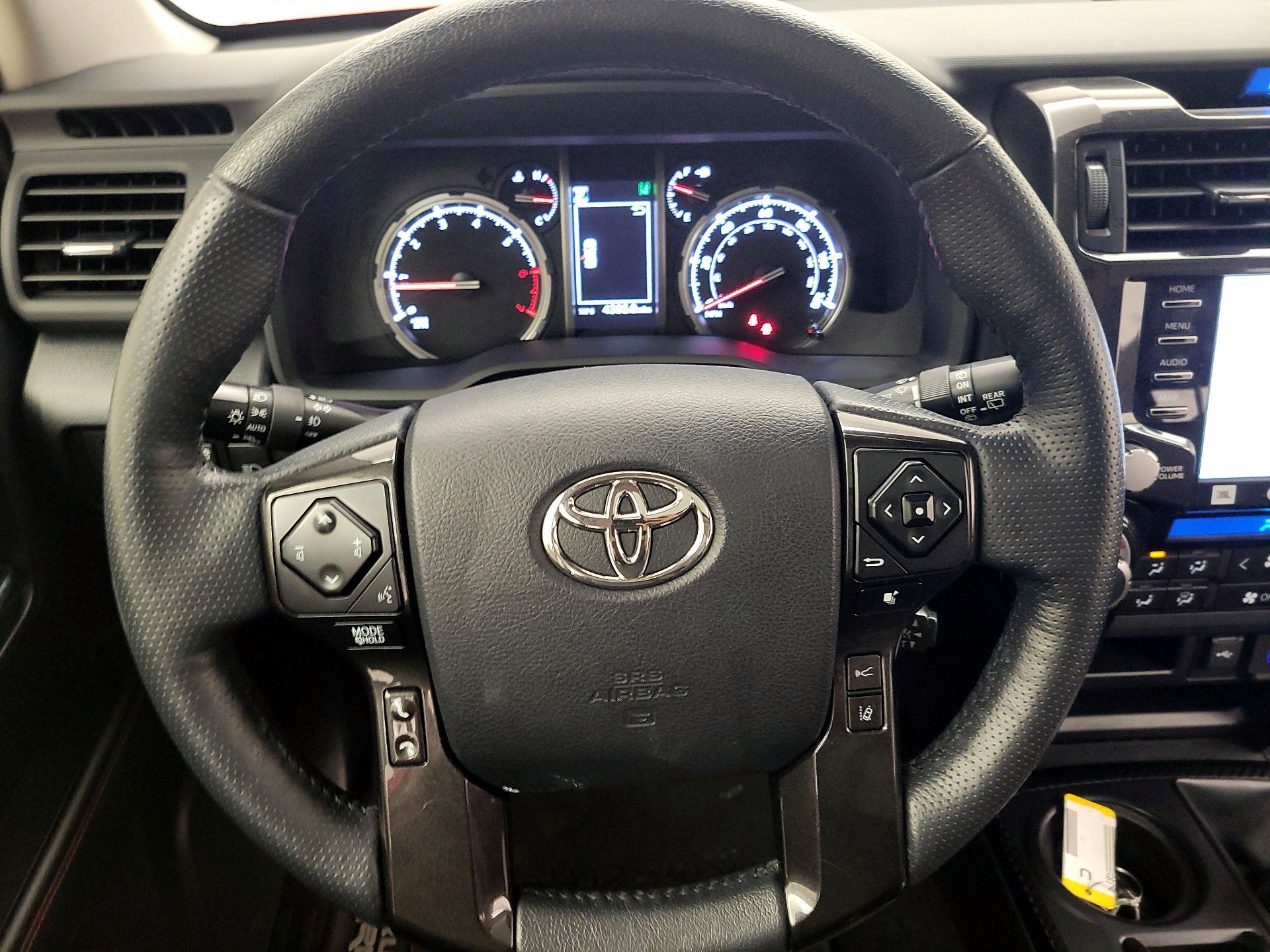 Thumbnail: 2023 Toyota 4Runner - 10