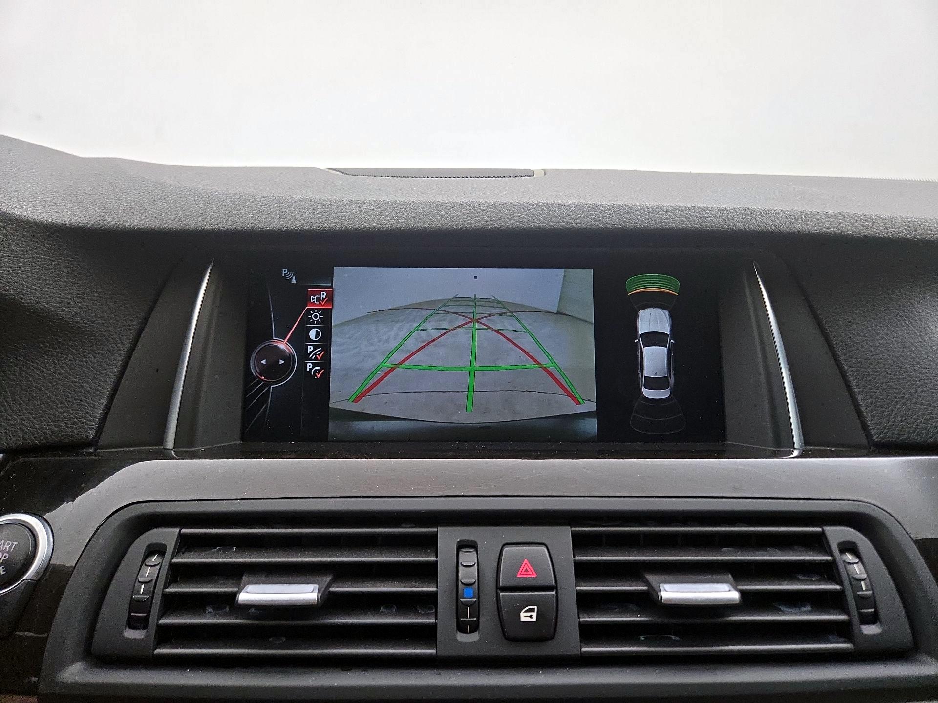 Thumbnail: 2016 BMW 5 Series - 15