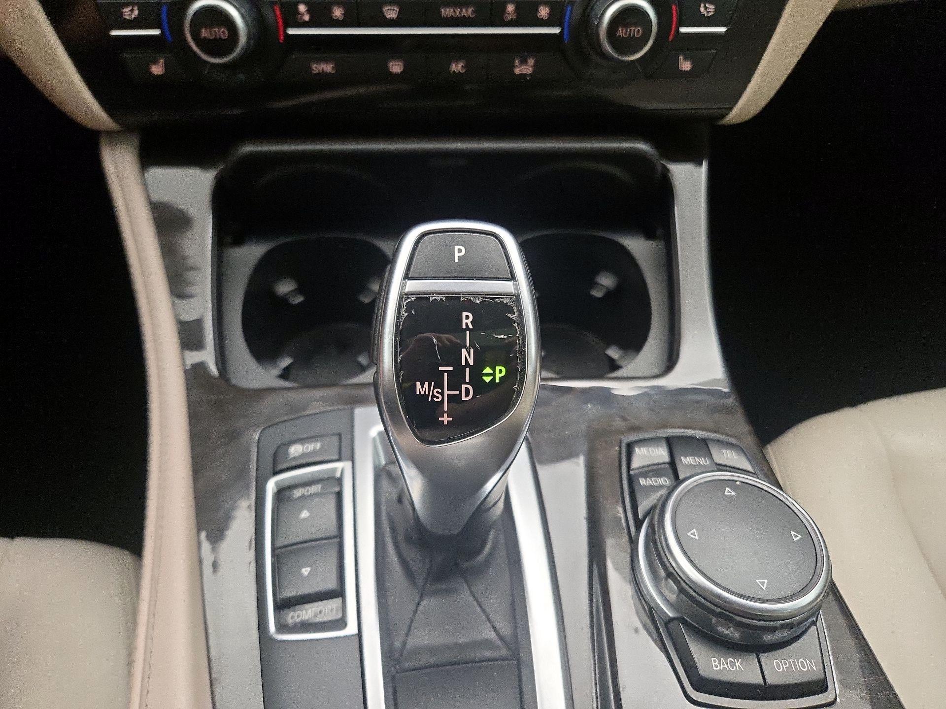 Thumbnail: 2016 BMW 5 Series - 18