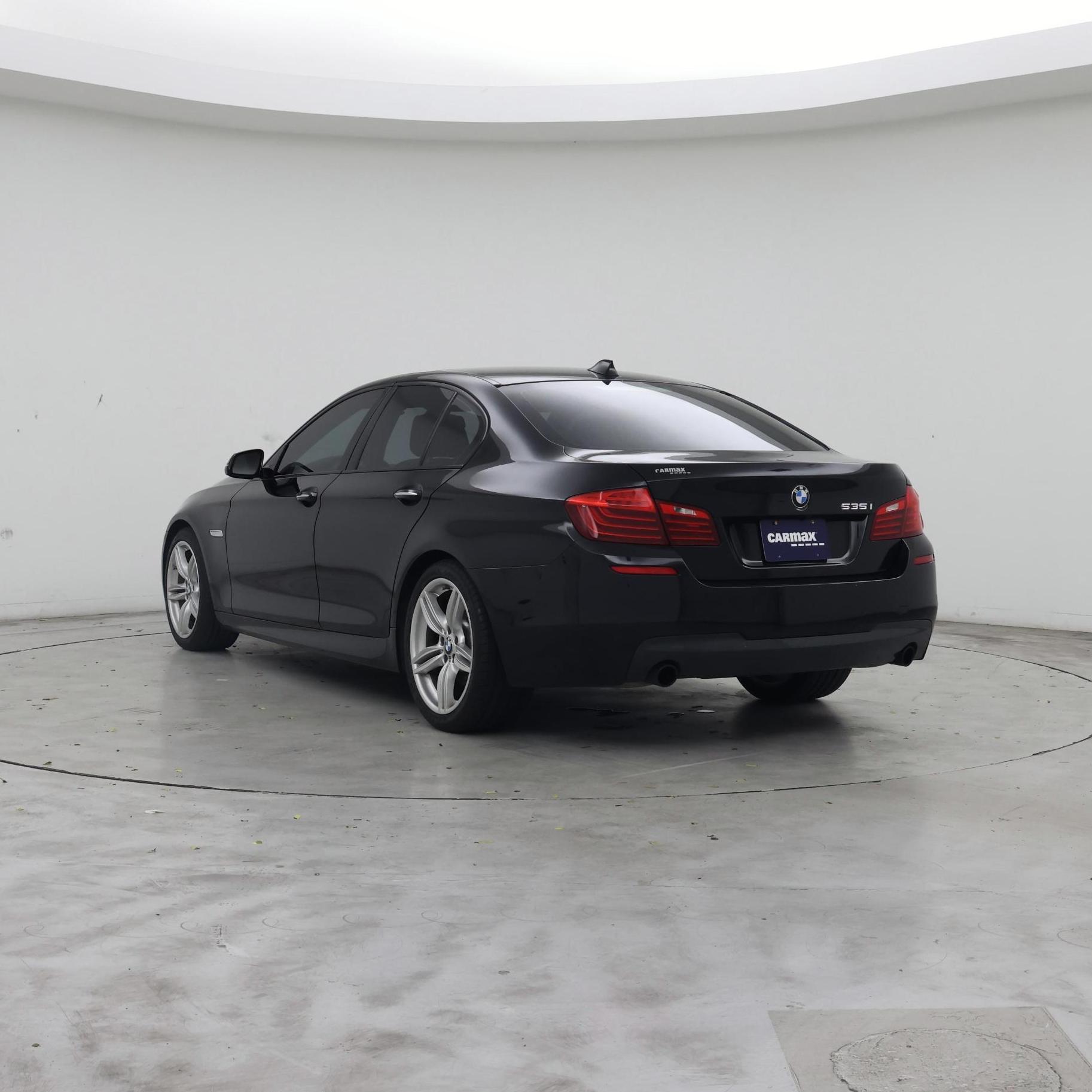 Thumbnail: 2016 BMW 5 Series - 2