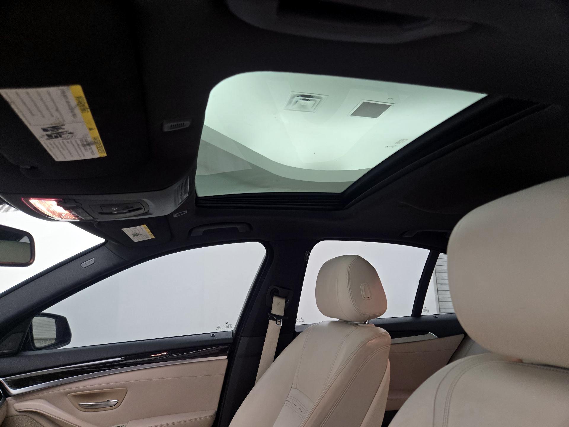 Thumbnail: 2016 BMW 5 Series - 20