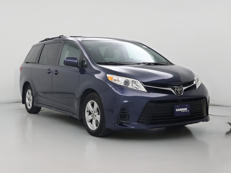 2018 Toyota Sienna LE