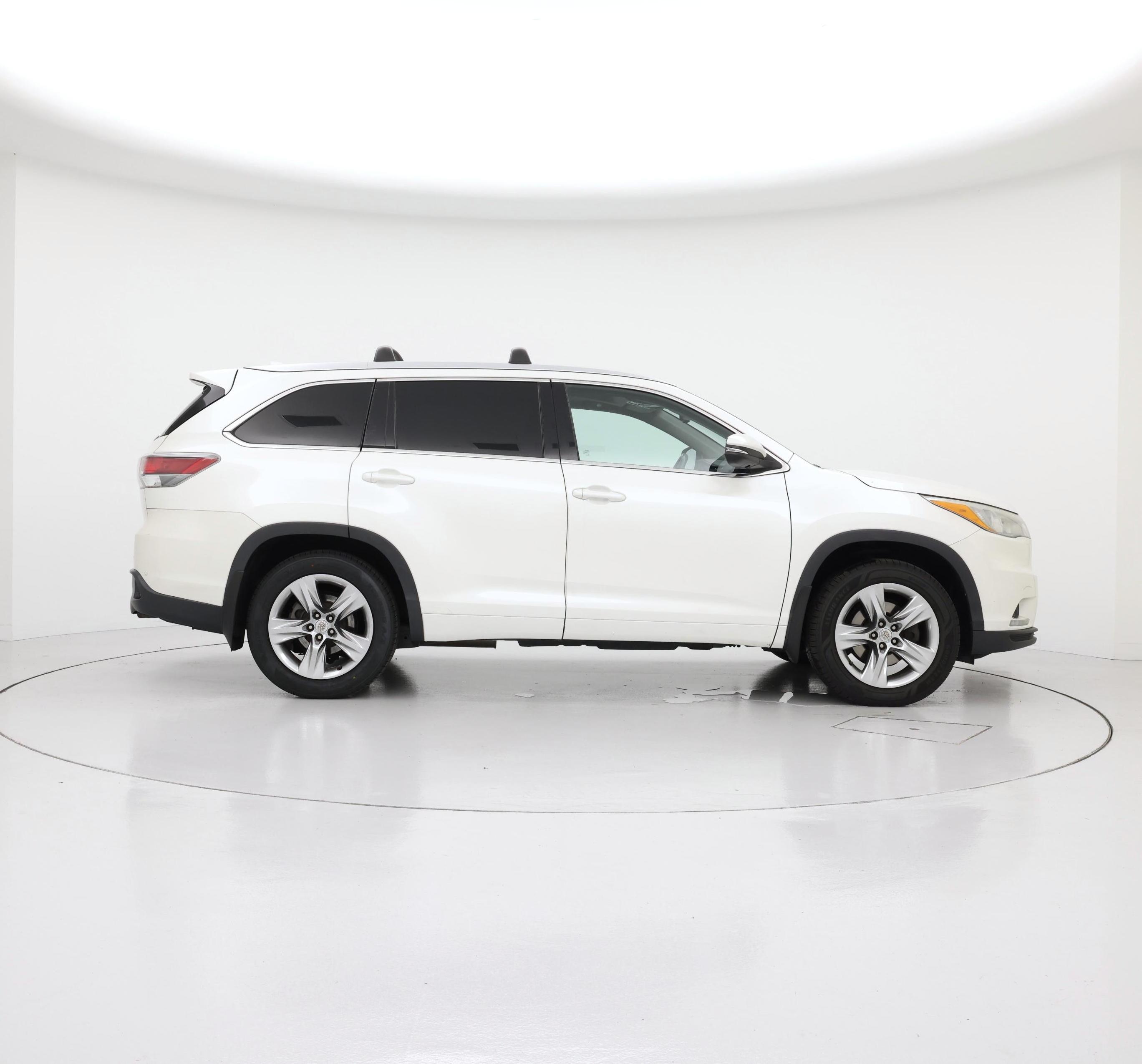 Thumbnail: 2015 Toyota Highlander - 7