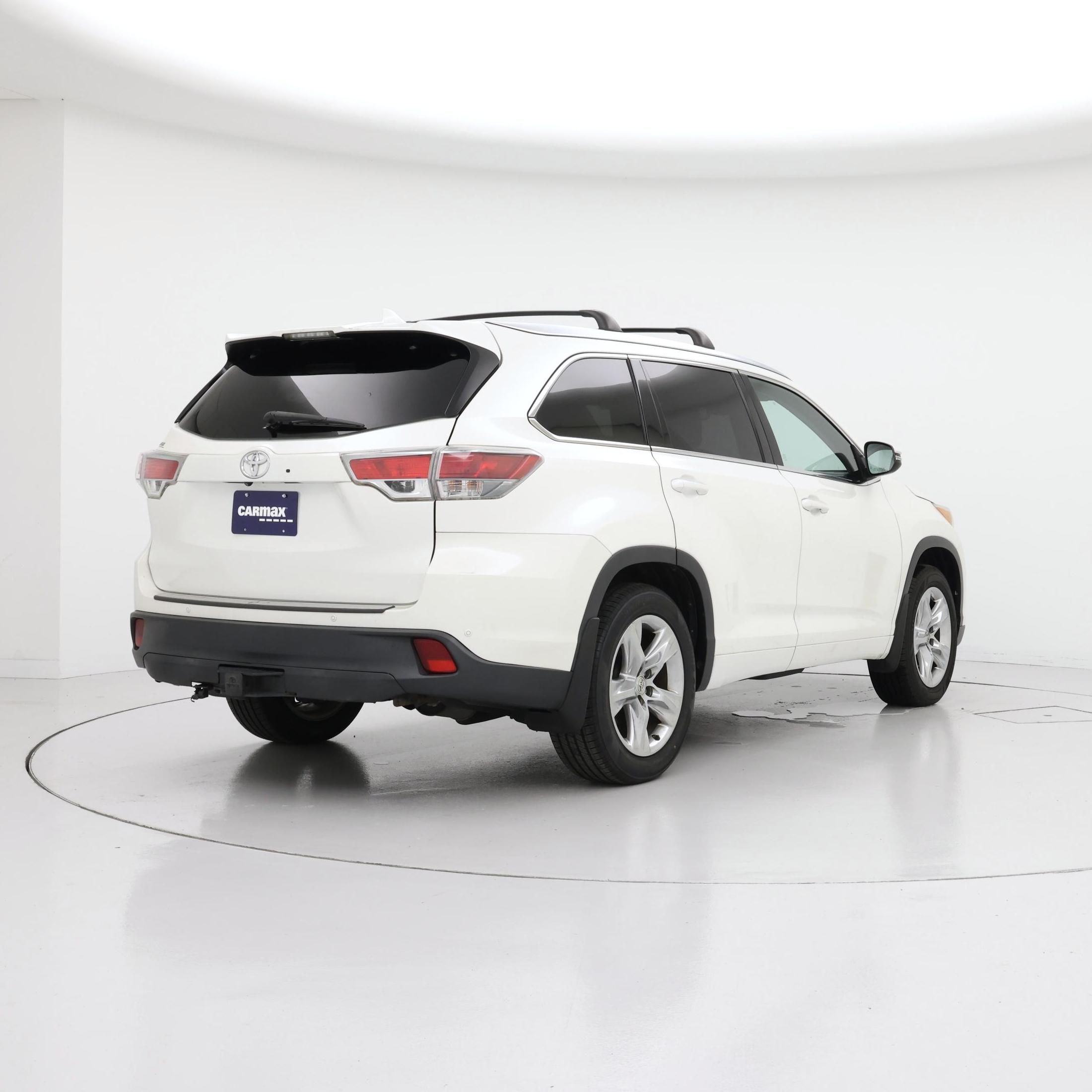 Thumbnail: 2015 Toyota Highlander - 8