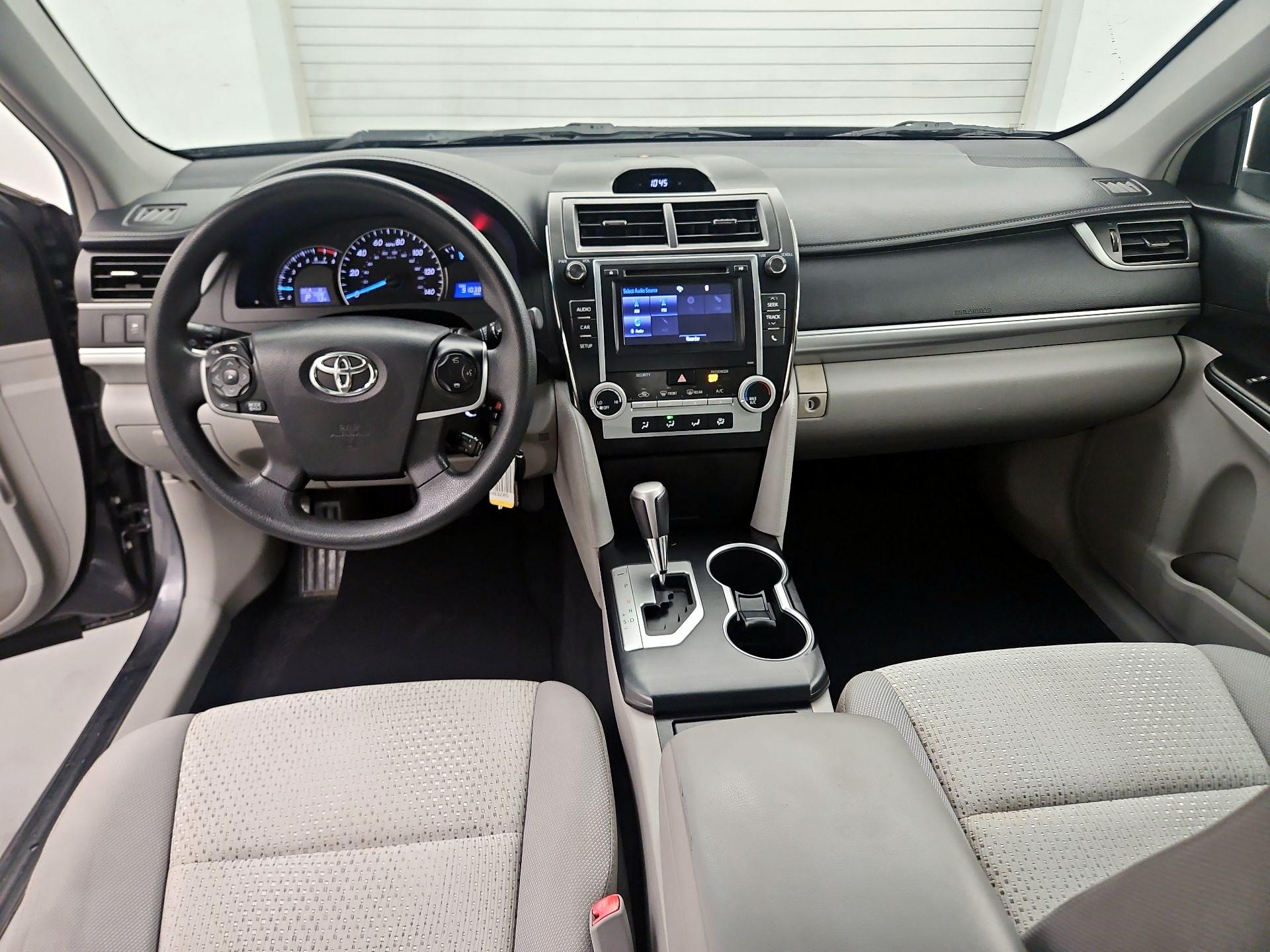 Thumbnail: 2014 Toyota Camry - 9
