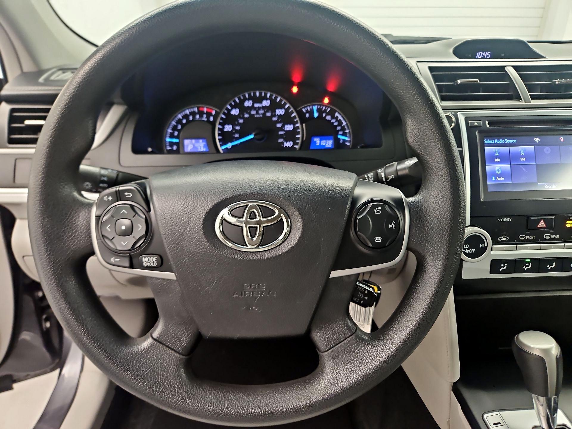 Thumbnail: 2014 Toyota Camry - 10