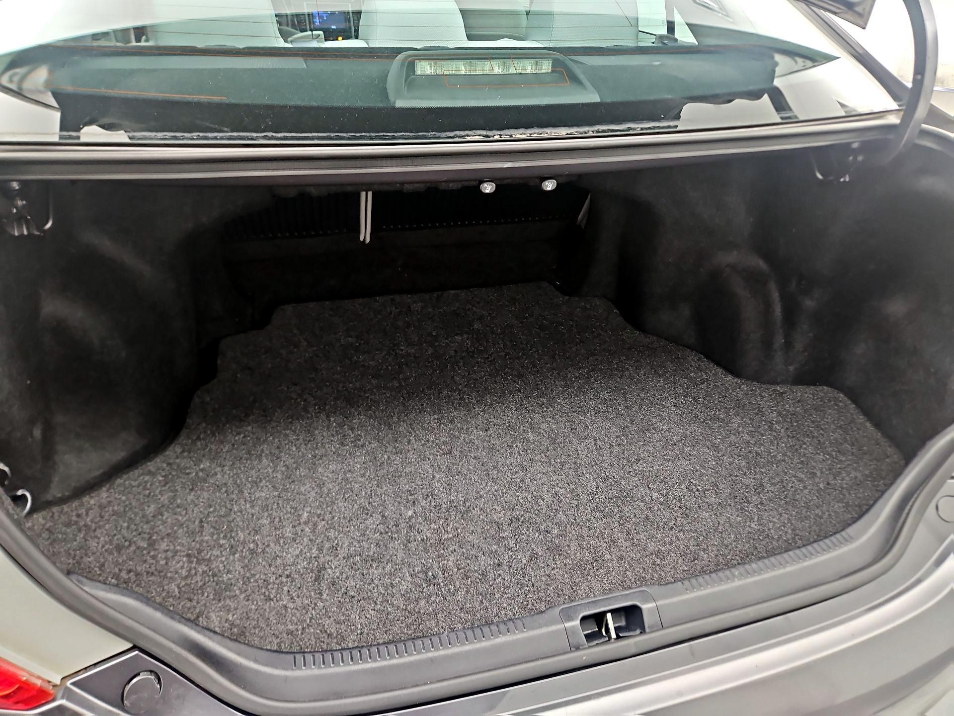 Thumbnail: 2014 Toyota Camry - 19
