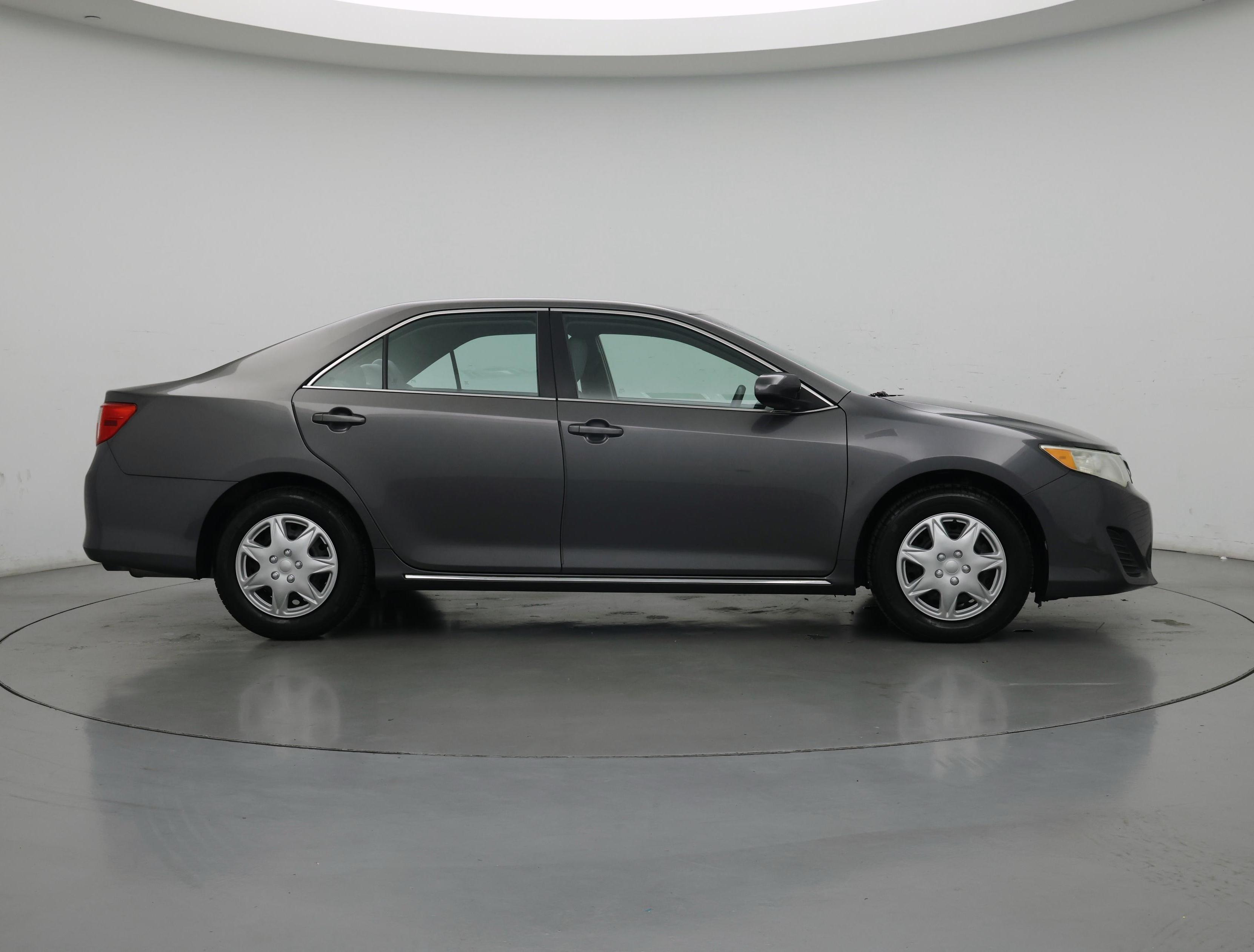 Thumbnail: 2014 Toyota Camry - 7