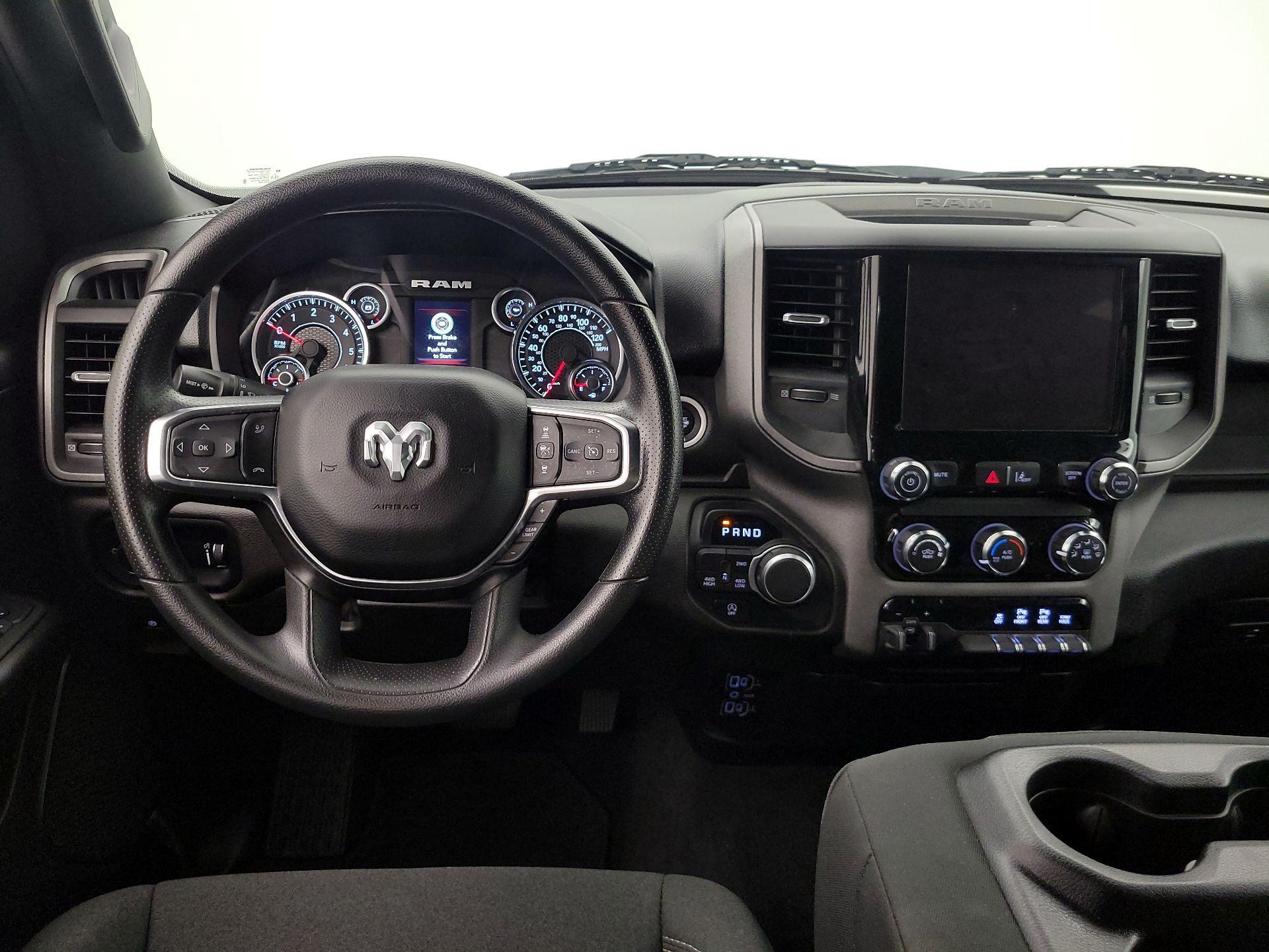 Thumbnail: 2025 RAM 1500 - 10