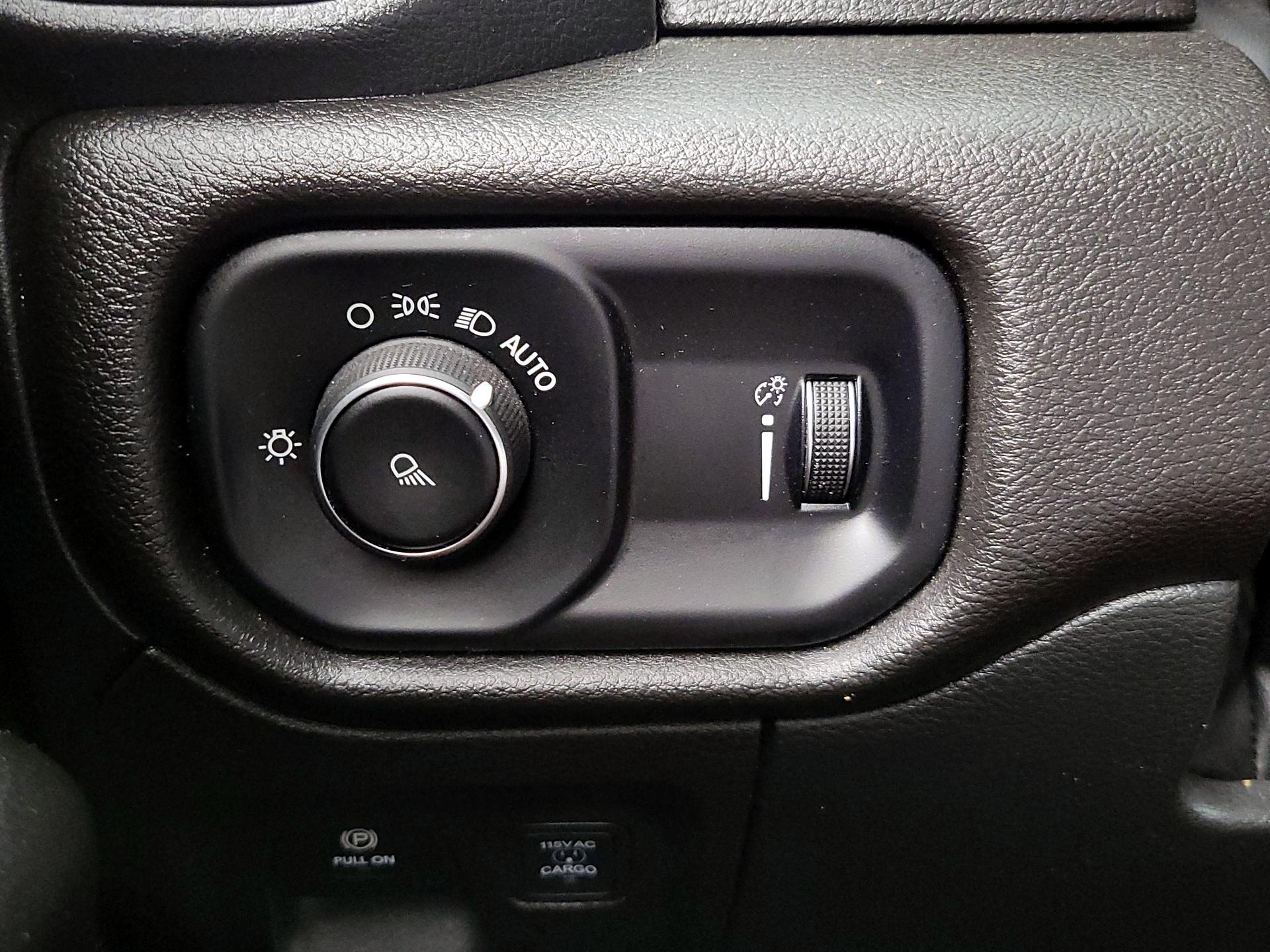 Thumbnail: 2025 RAM 1500 - 13
