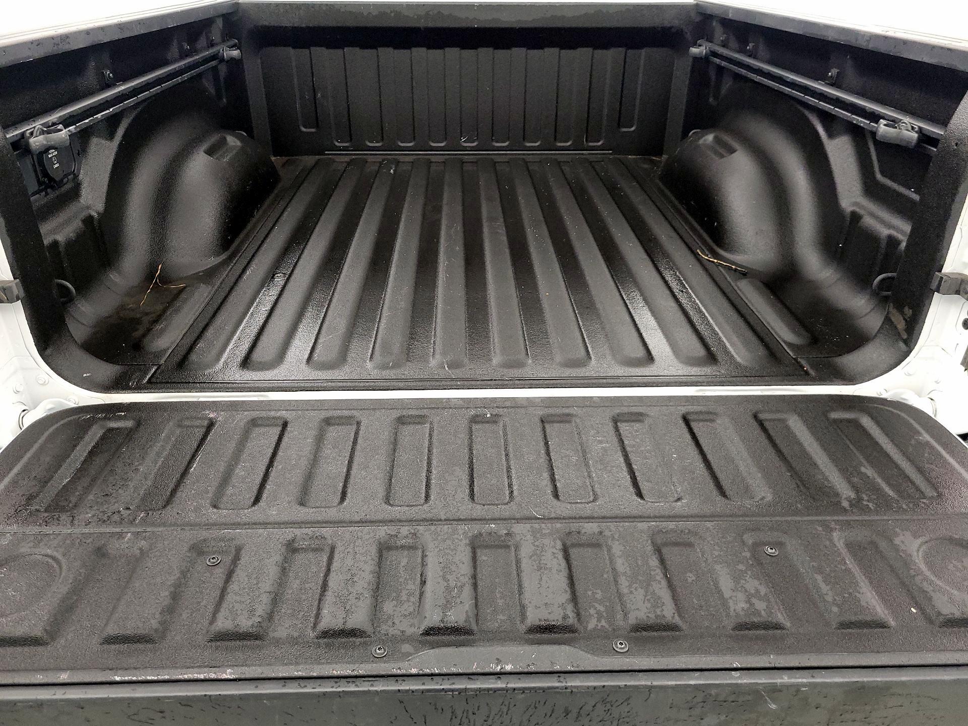 Thumbnail: 2025 RAM 1500 - 20