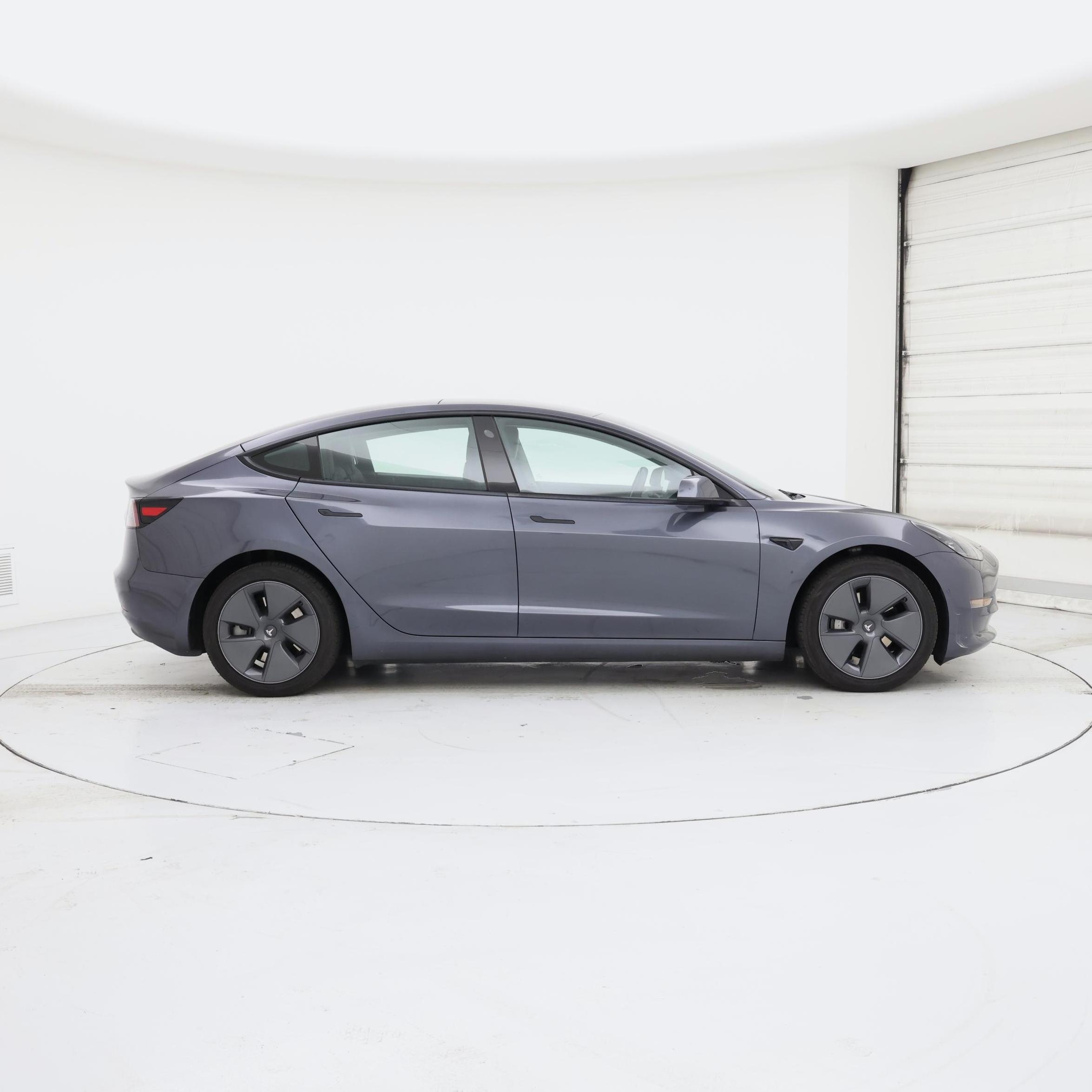 Thumbnail: 2022 Tesla Model 3 - 7