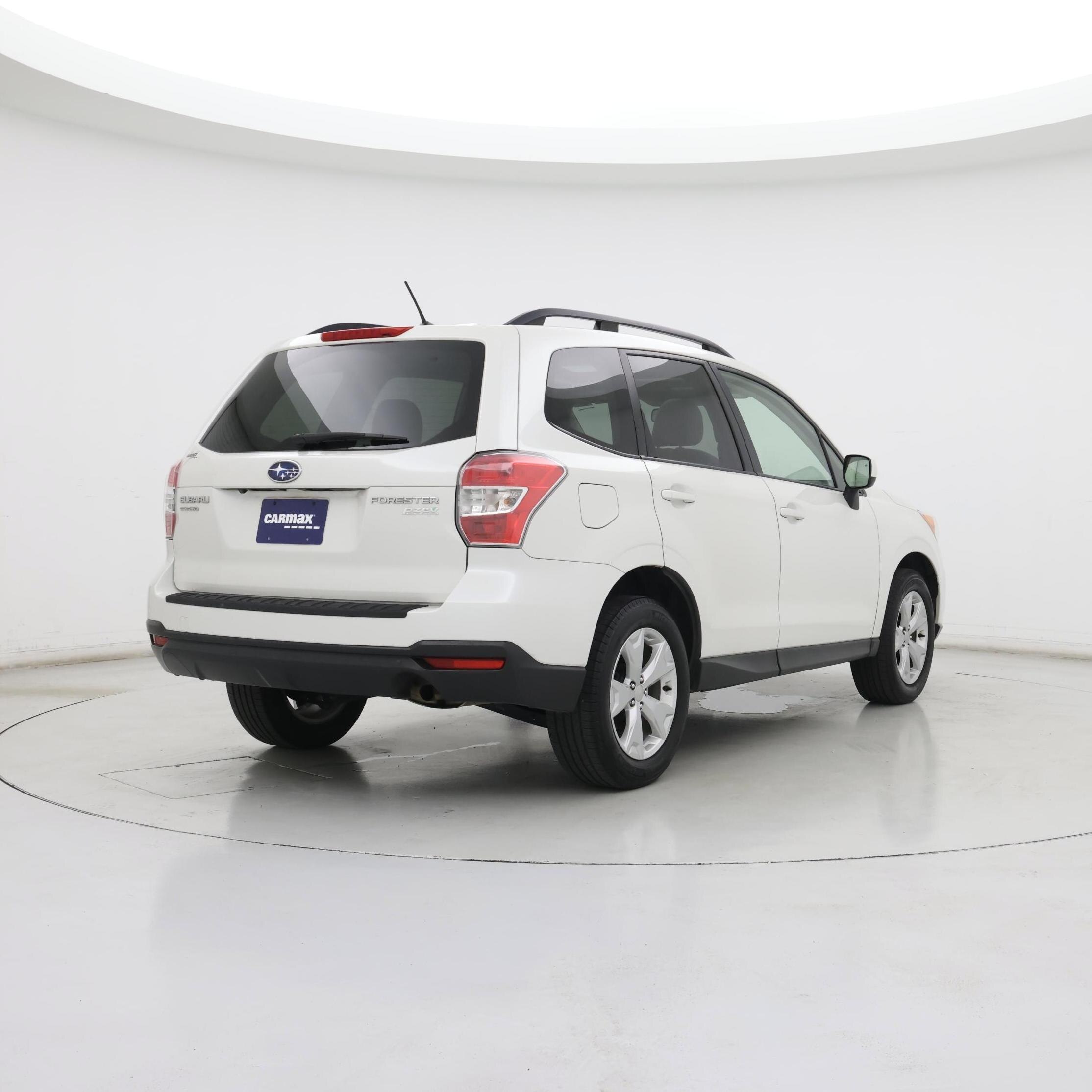 Thumbnail: 2015 Subaru Forester - 8