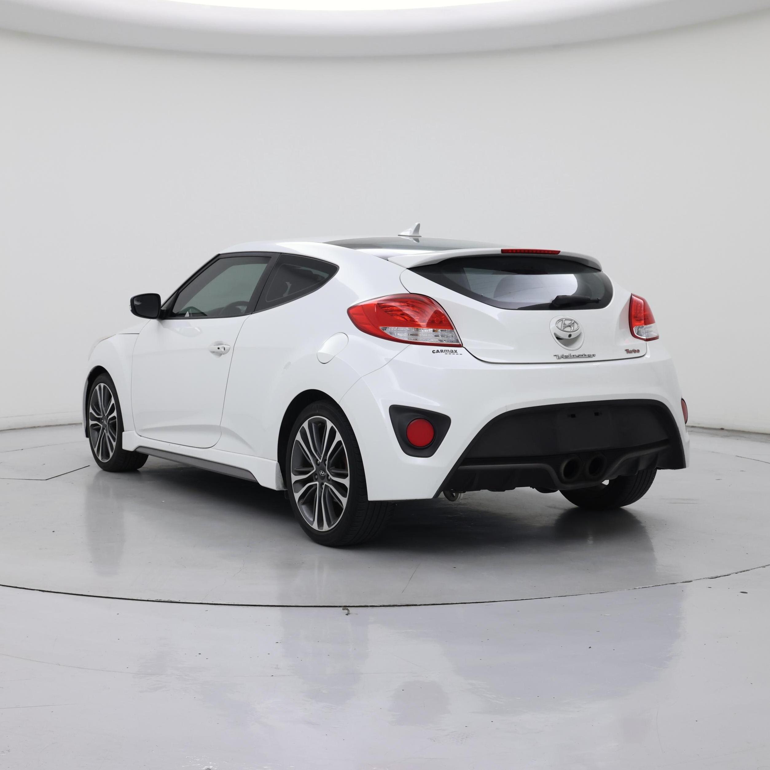 Thumbnail: 2016 Hyundai Veloster - 2