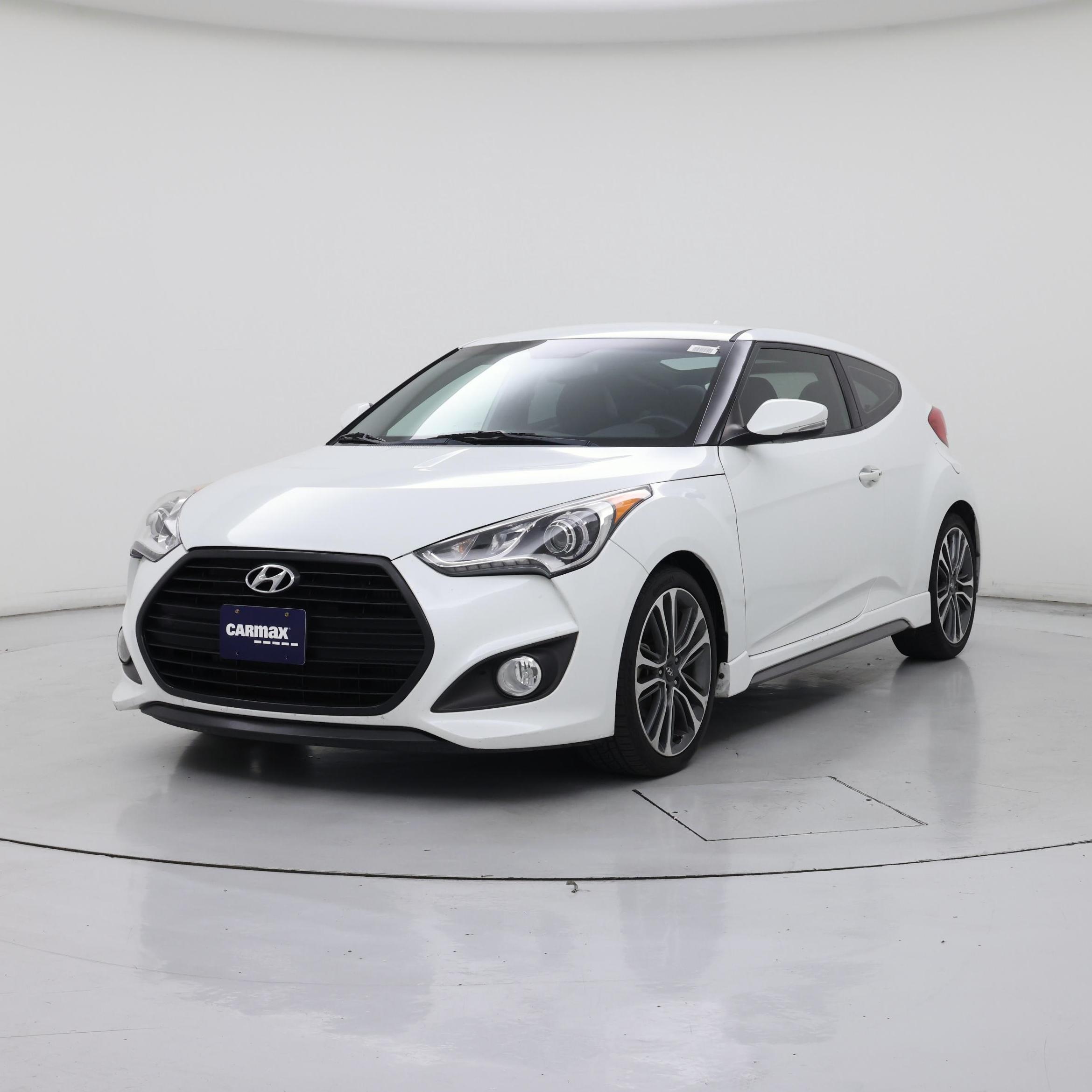 Thumbnail: 2016 Hyundai Veloster - 4