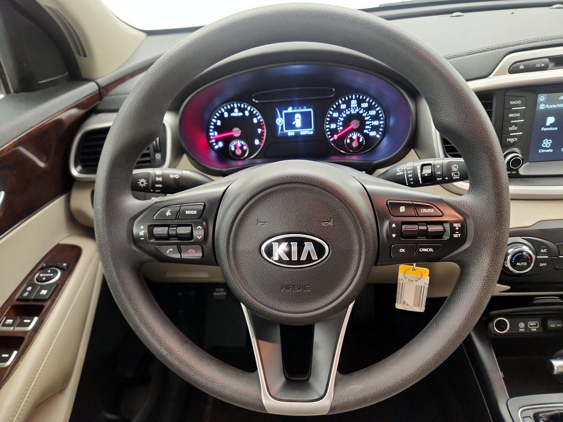 Thumbnail: 2018 Kia Sorento - 10