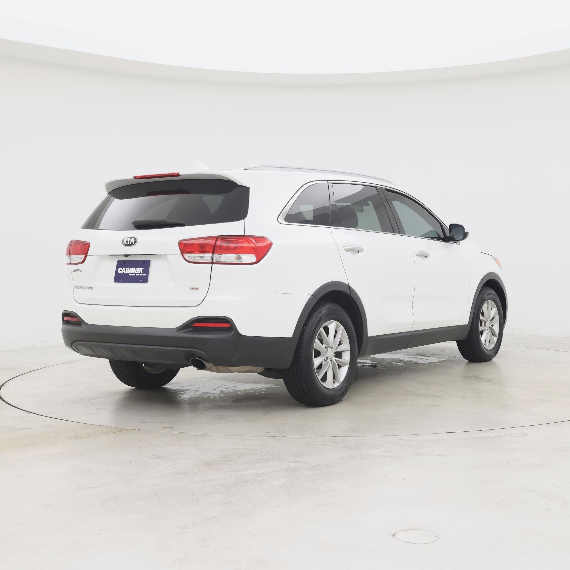 Thumbnail: 2018 Kia Sorento - 8