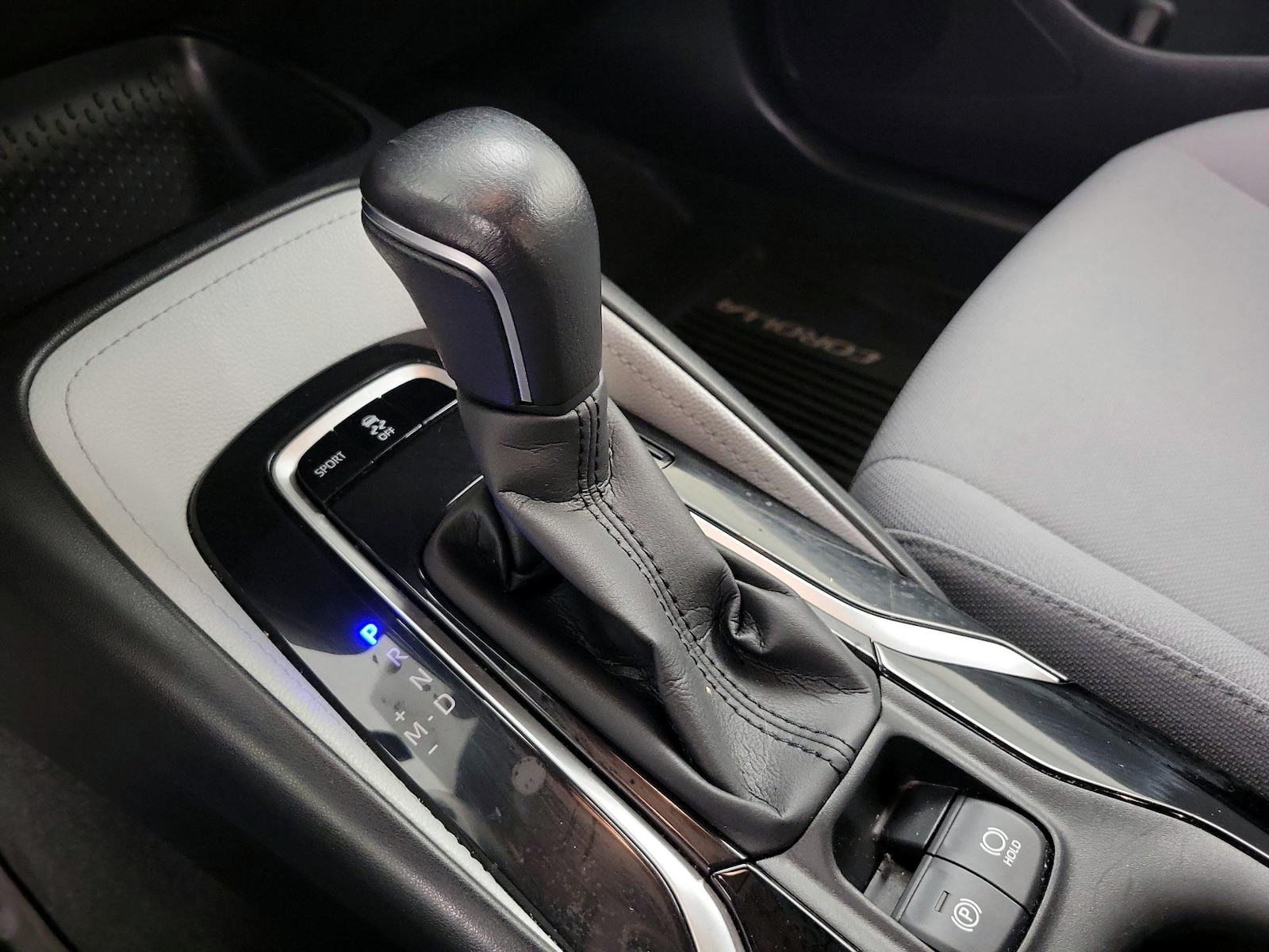 2020 Toyota Corolla SE - Photo 18