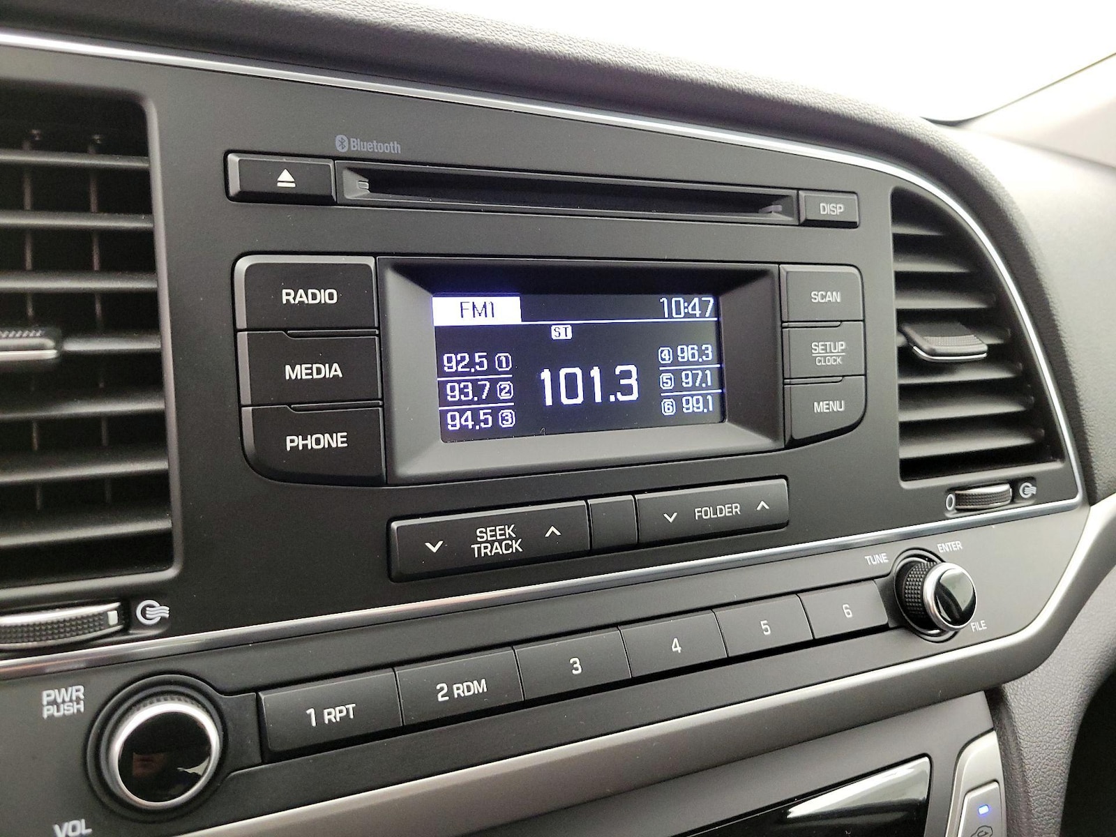 2018 Hyundai Elantra SE - Photo 15