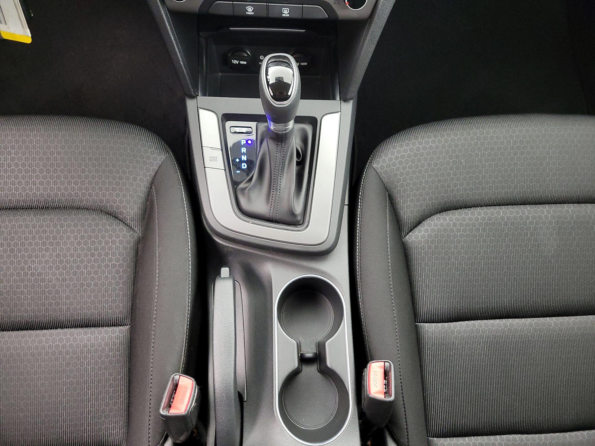Thumbnail: 2018 Hyundai Elantra - 16
