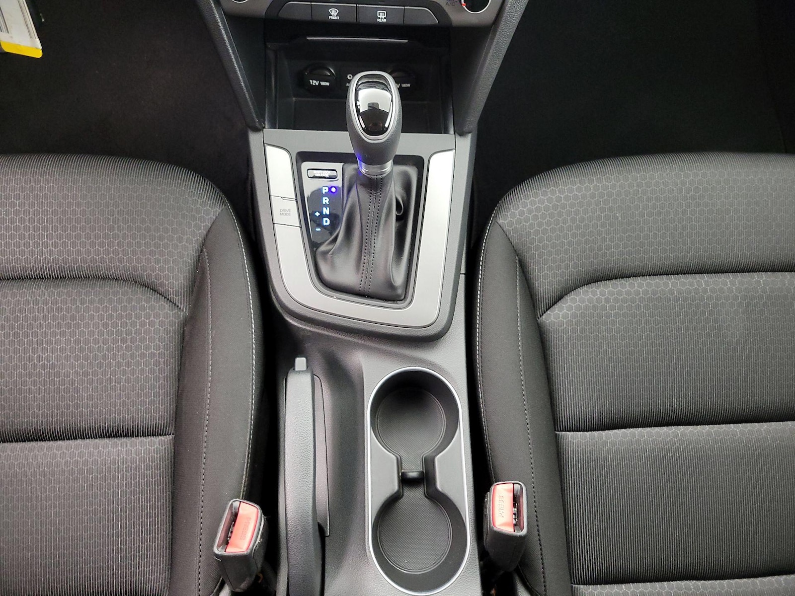2018 Hyundai Elantra SE - Photo 17