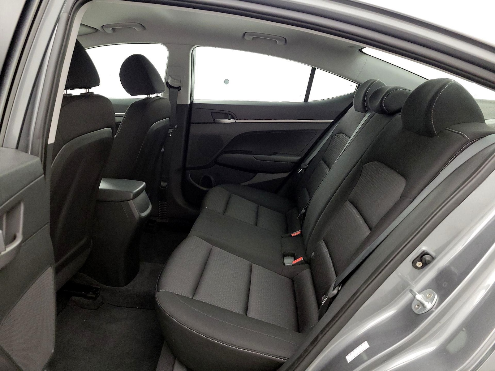 2018 Hyundai Elantra SE - Photo 19
