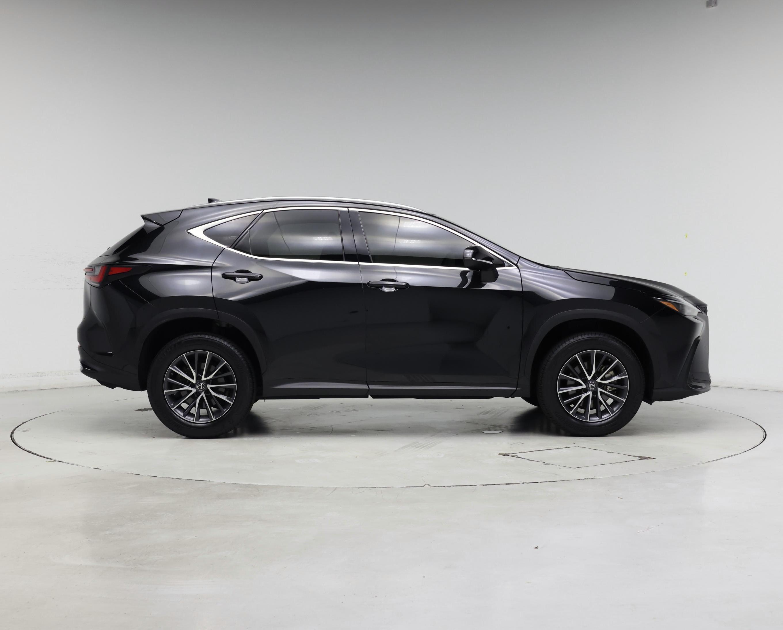 Thumbnail: 2023 Lexus NX - 7