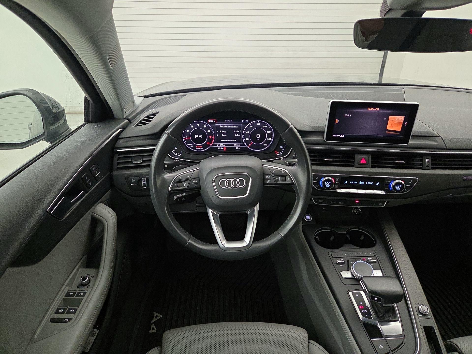 Thumbnail: 2019 Audi A4 - 10