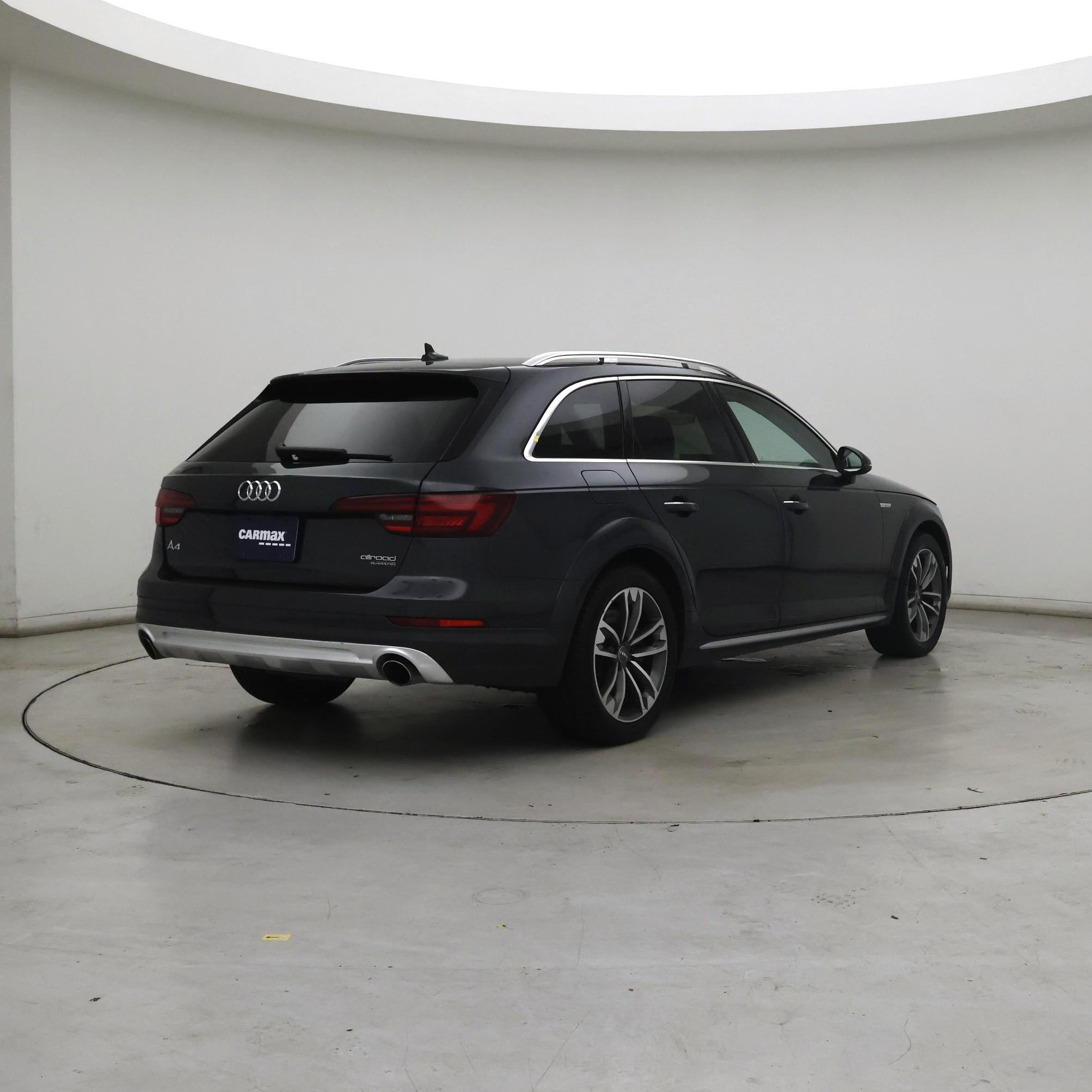 Thumbnail: 2019 Audi A4 - 8