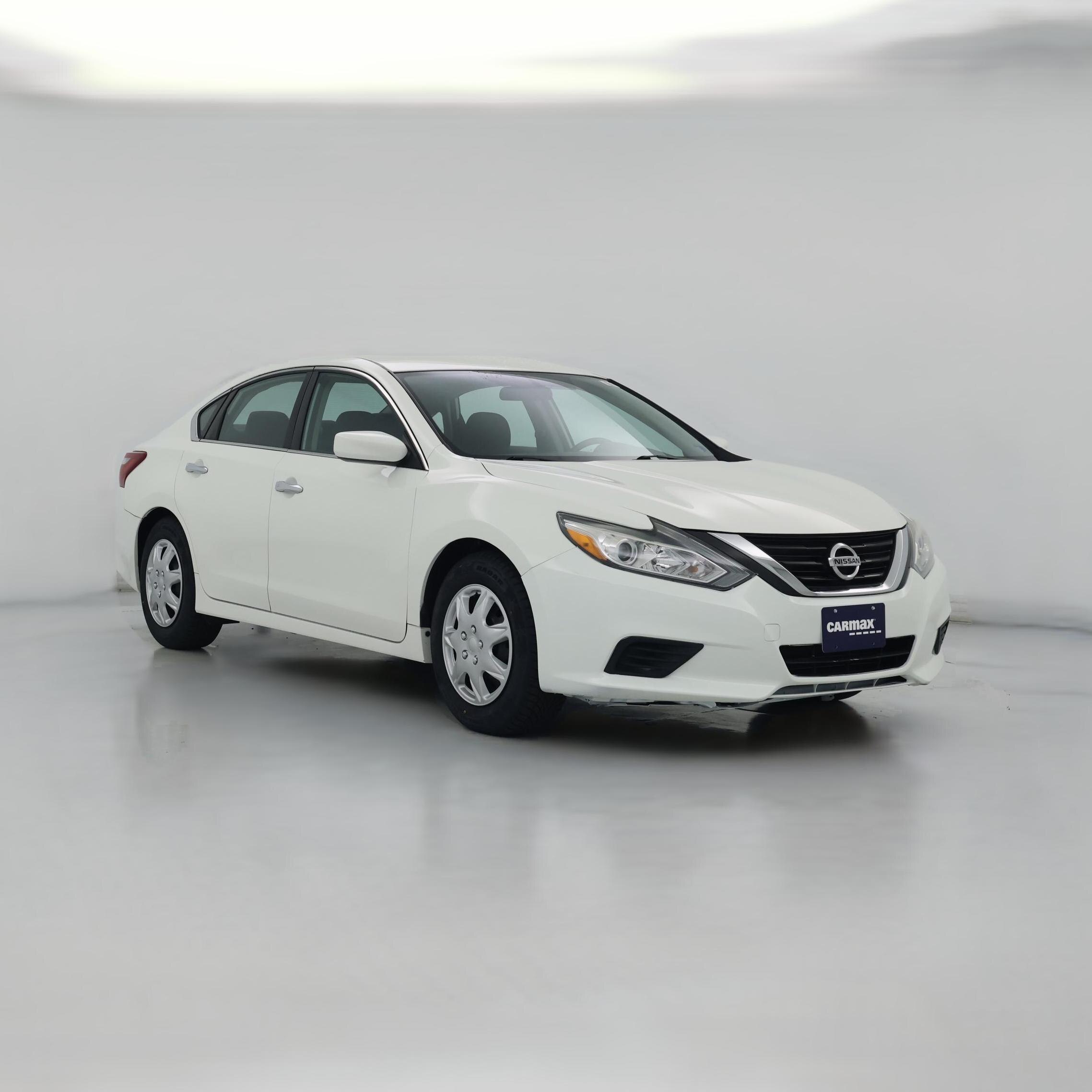 Thumbnail: 2018 Nissan Altima - 1