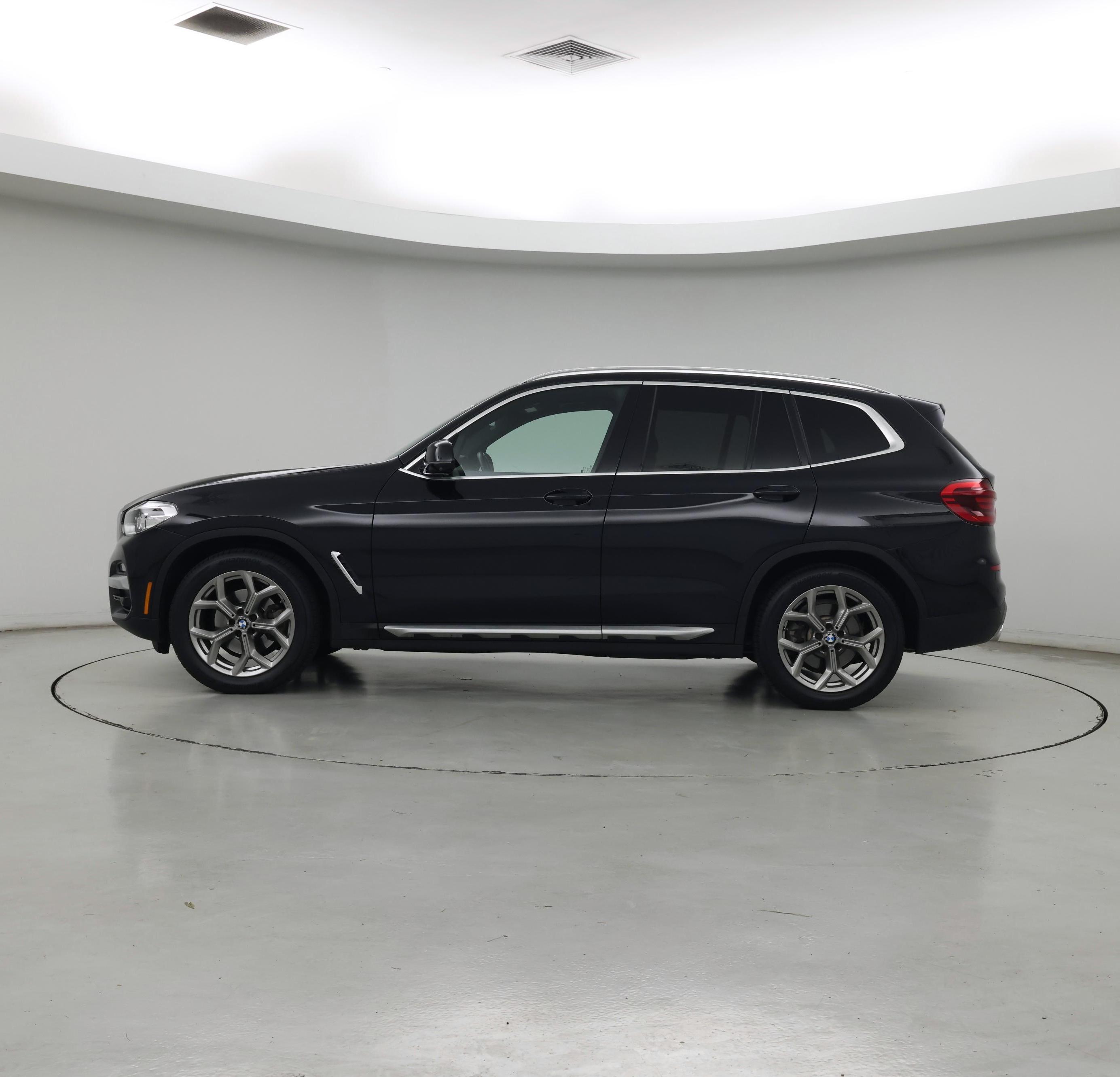 Thumbnail: 2021 BMW X3 - 3