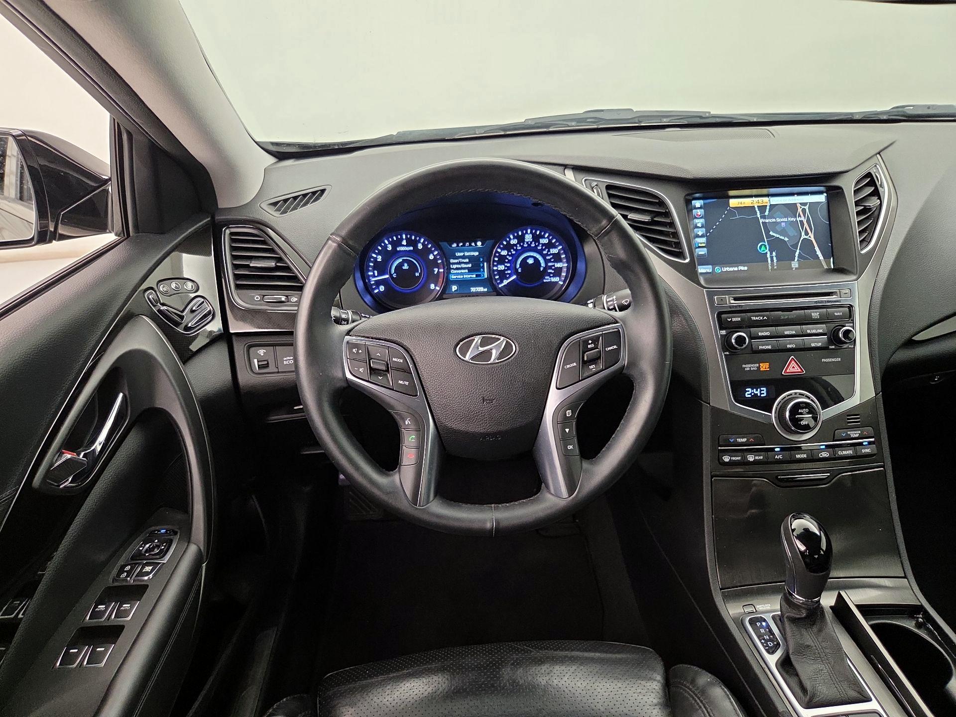 Thumbnail: 2017 Hyundai Azera - 10
