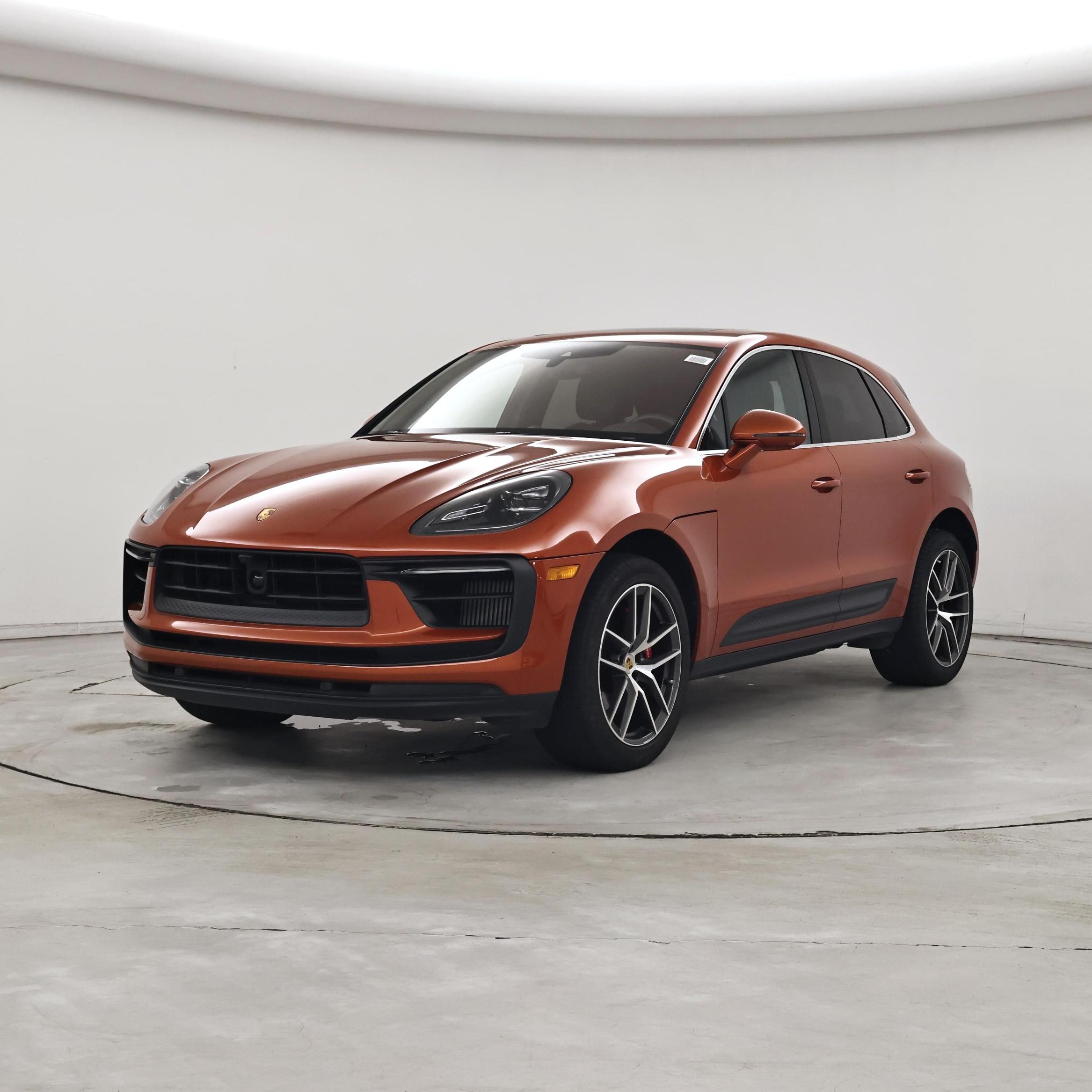 Thumbnail: 2023 Porsche Macan - 4