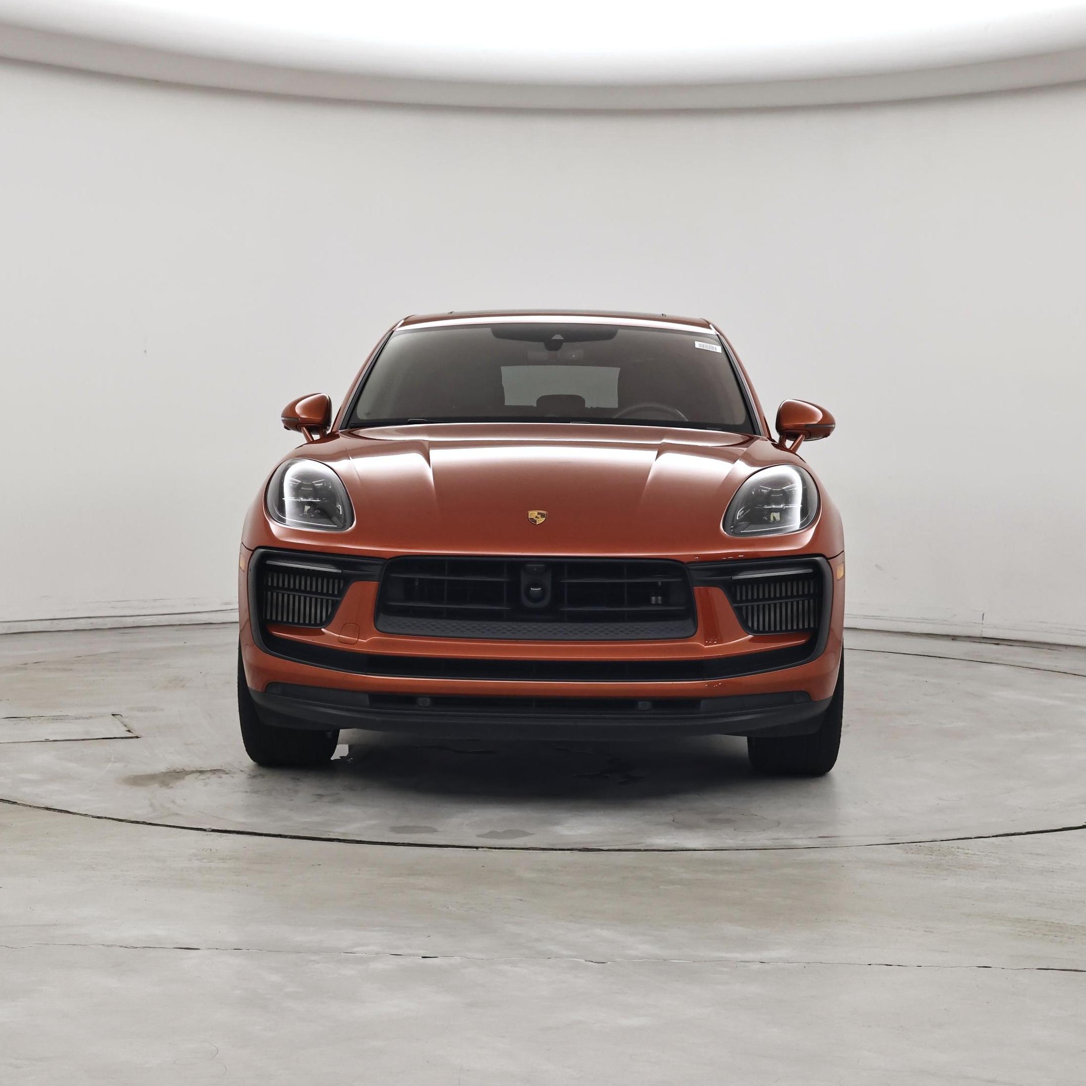 Thumbnail: 2023 Porsche Macan - 5