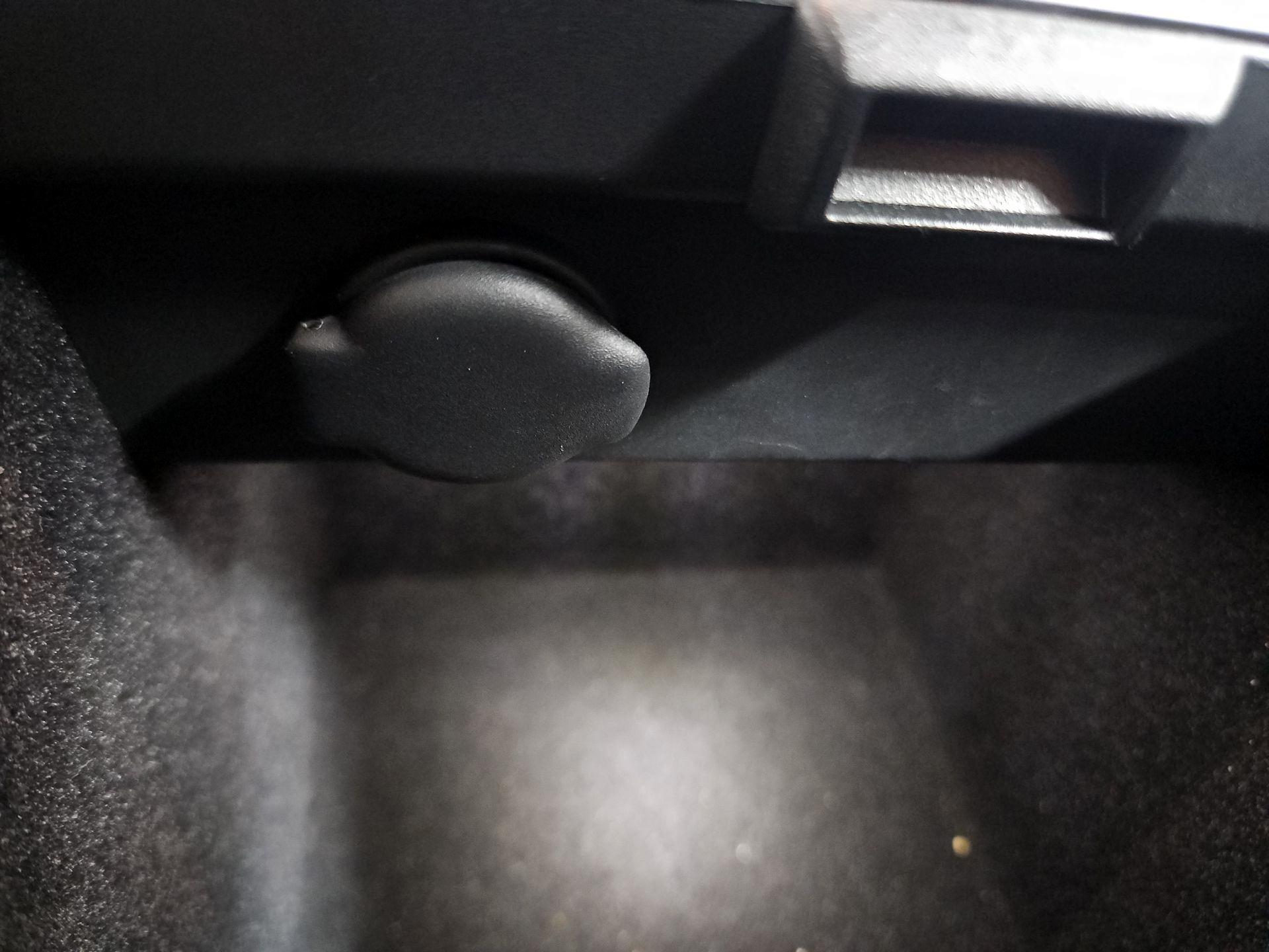 Thumbnail: 2021 Tesla Model 3 - 18