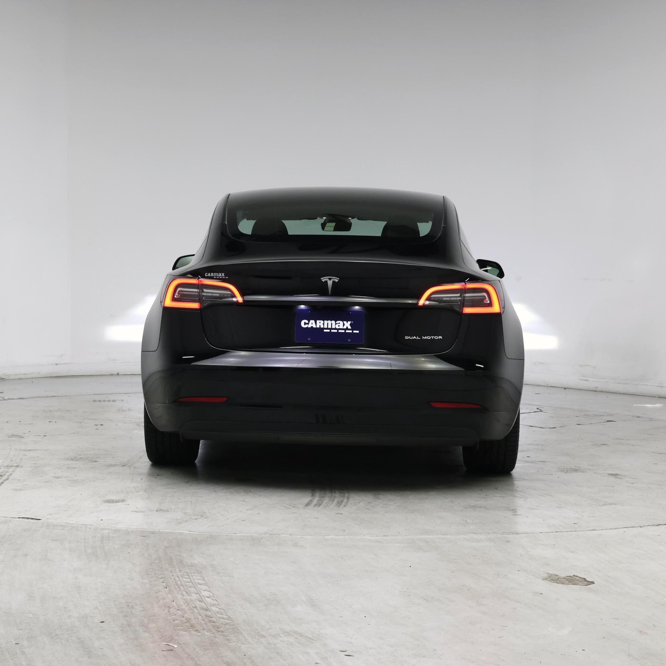 Thumbnail: 2021 Tesla Model 3 - 8