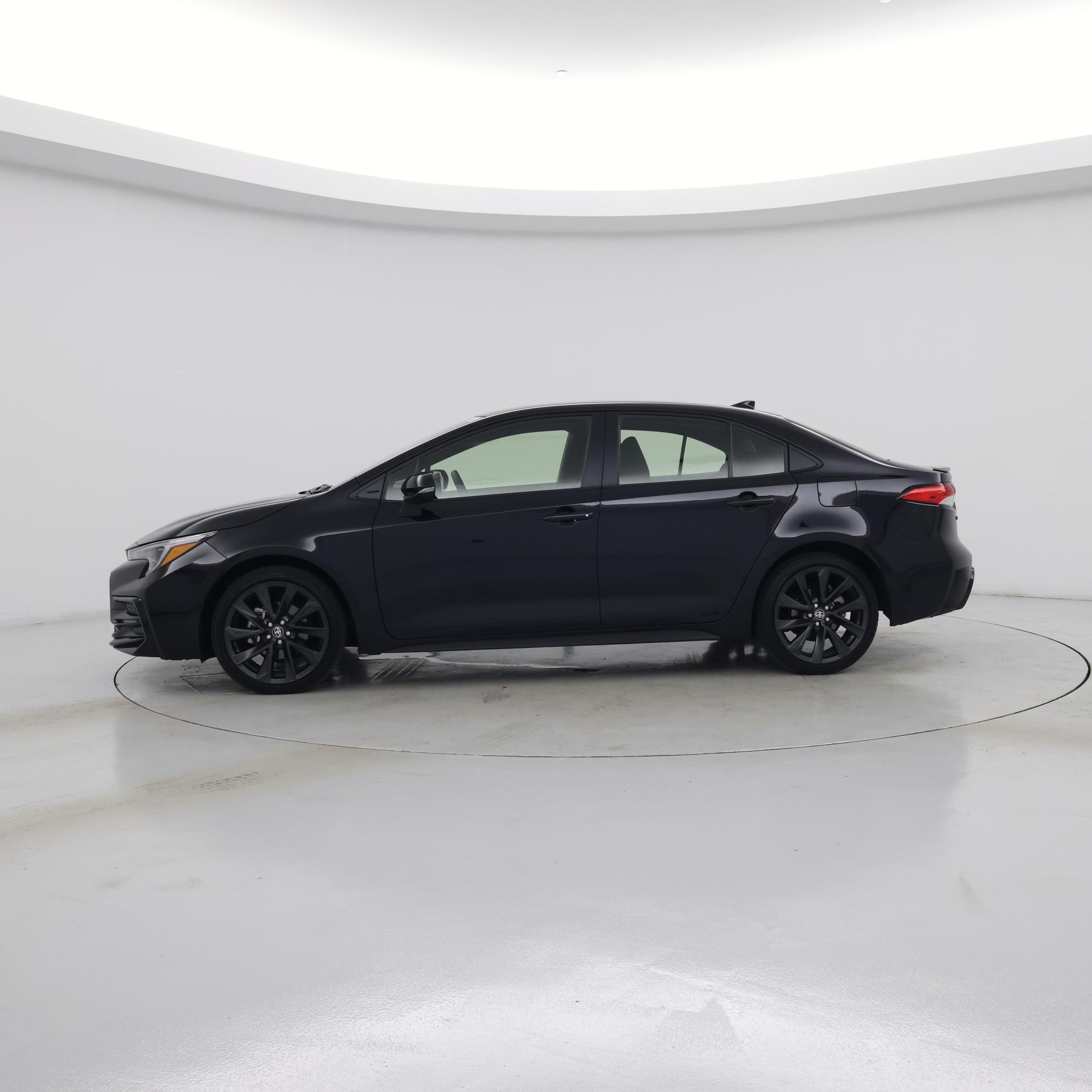 Thumbnail: 2025 Toyota Corolla - 3