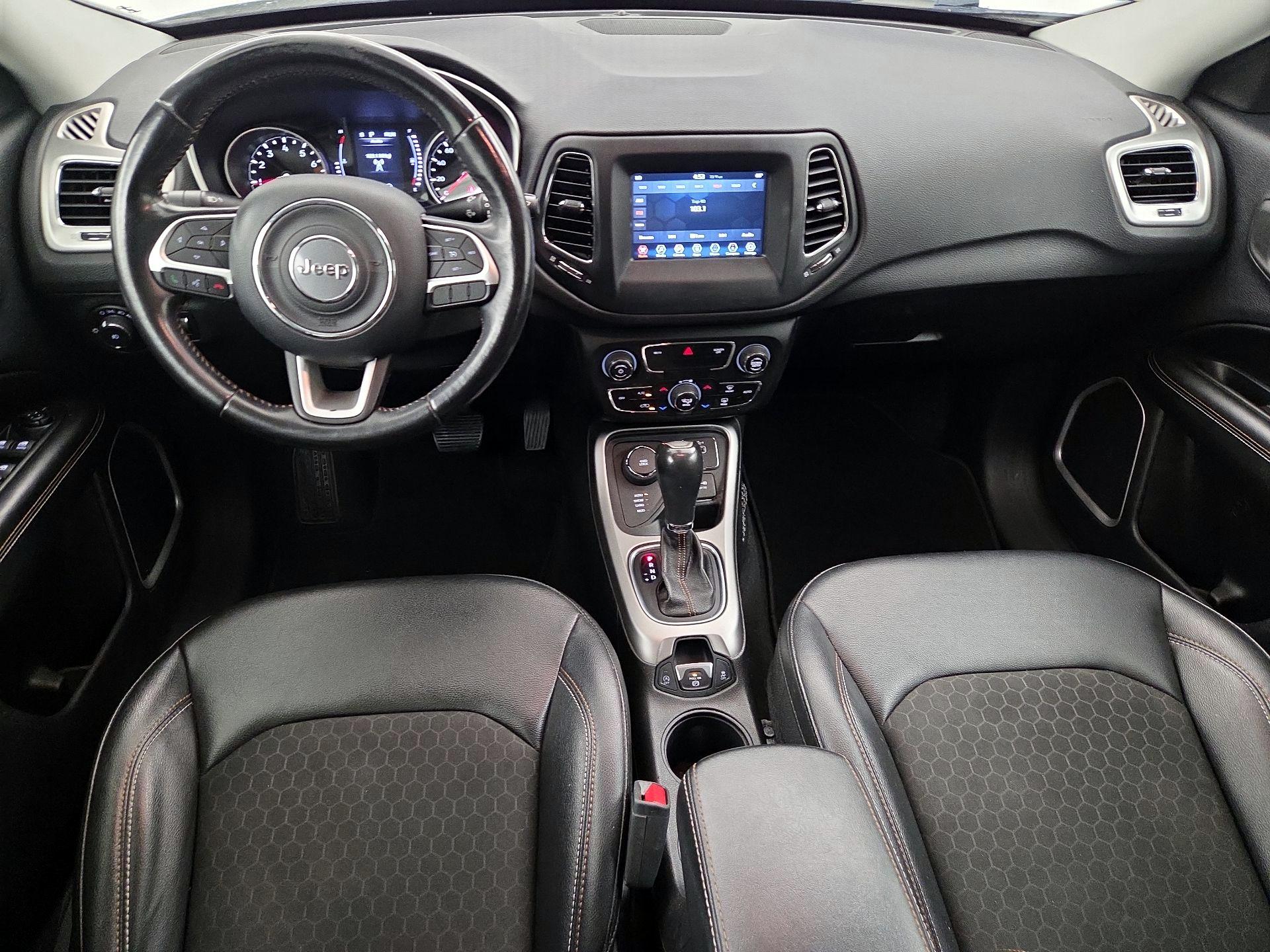 Thumbnail: 2020 Jeep Compass - 9