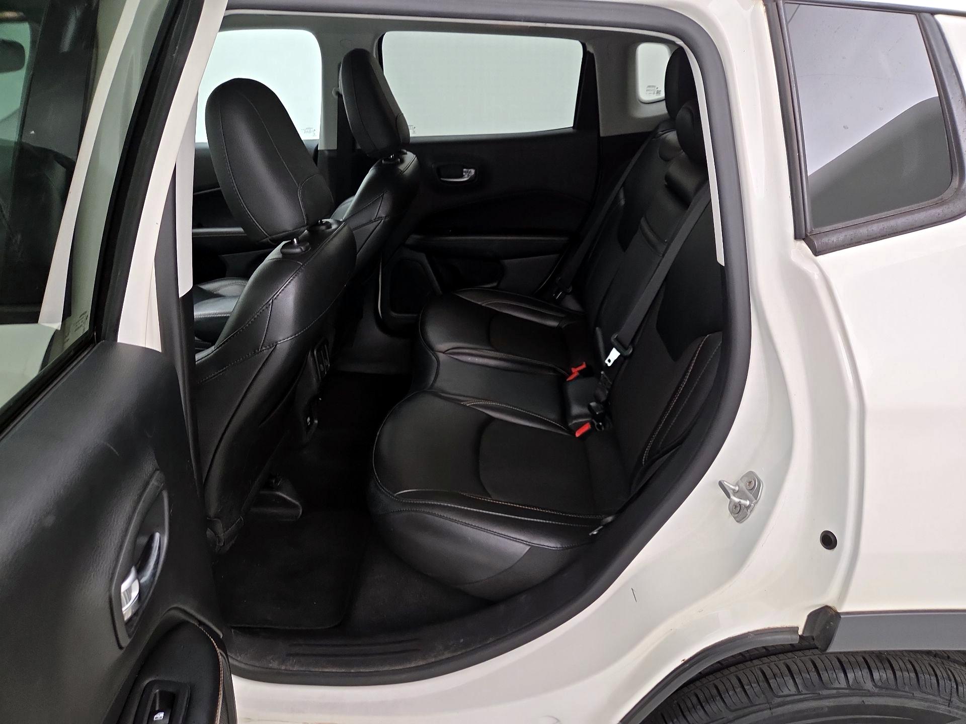 Thumbnail: 2020 Jeep Compass - 19