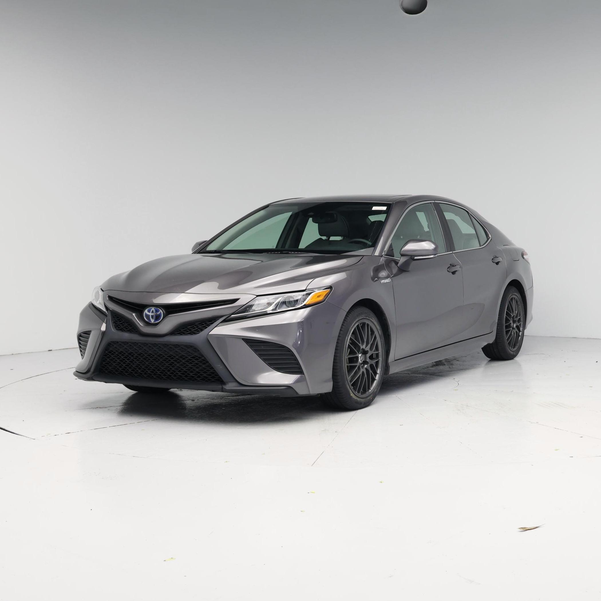 Thumbnail: 2020 Toyota Camry - 4