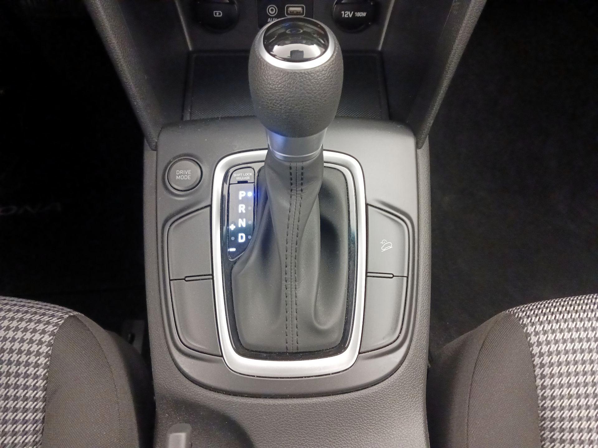 Thumbnail: 2021 Hyundai Kona - 17