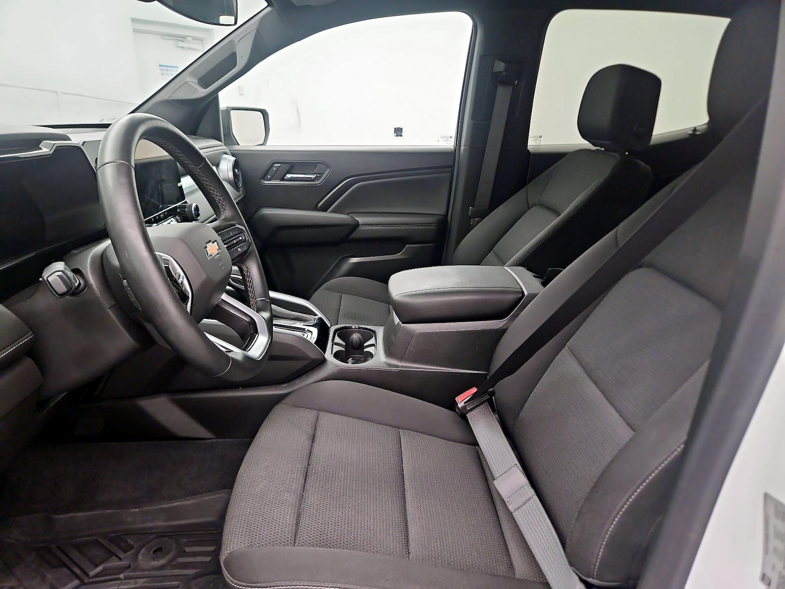 2023 Chevrolet Colorado LT - Photo 10