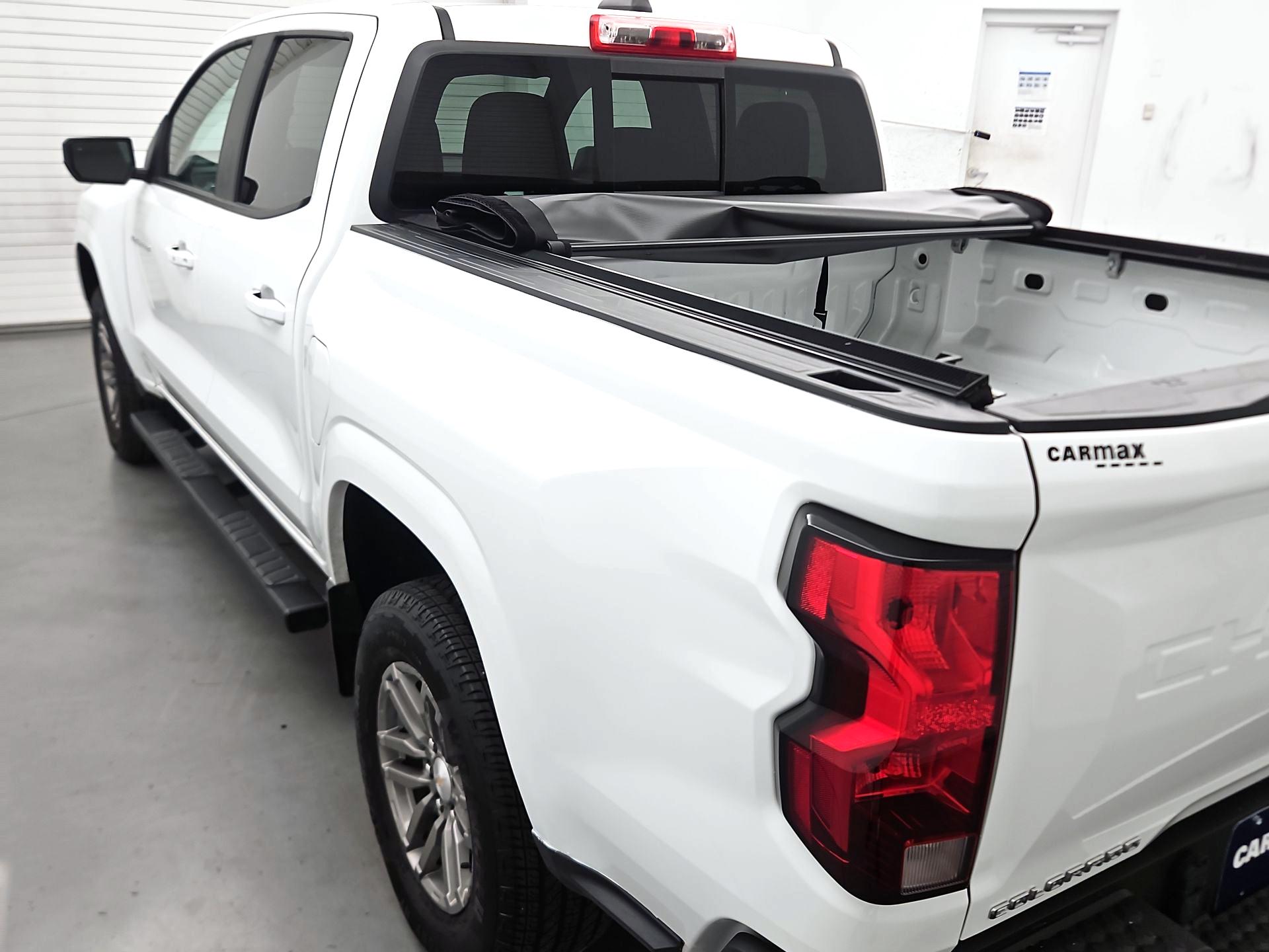 Thumbnail: 2023 Chevrolet Colorado - 7