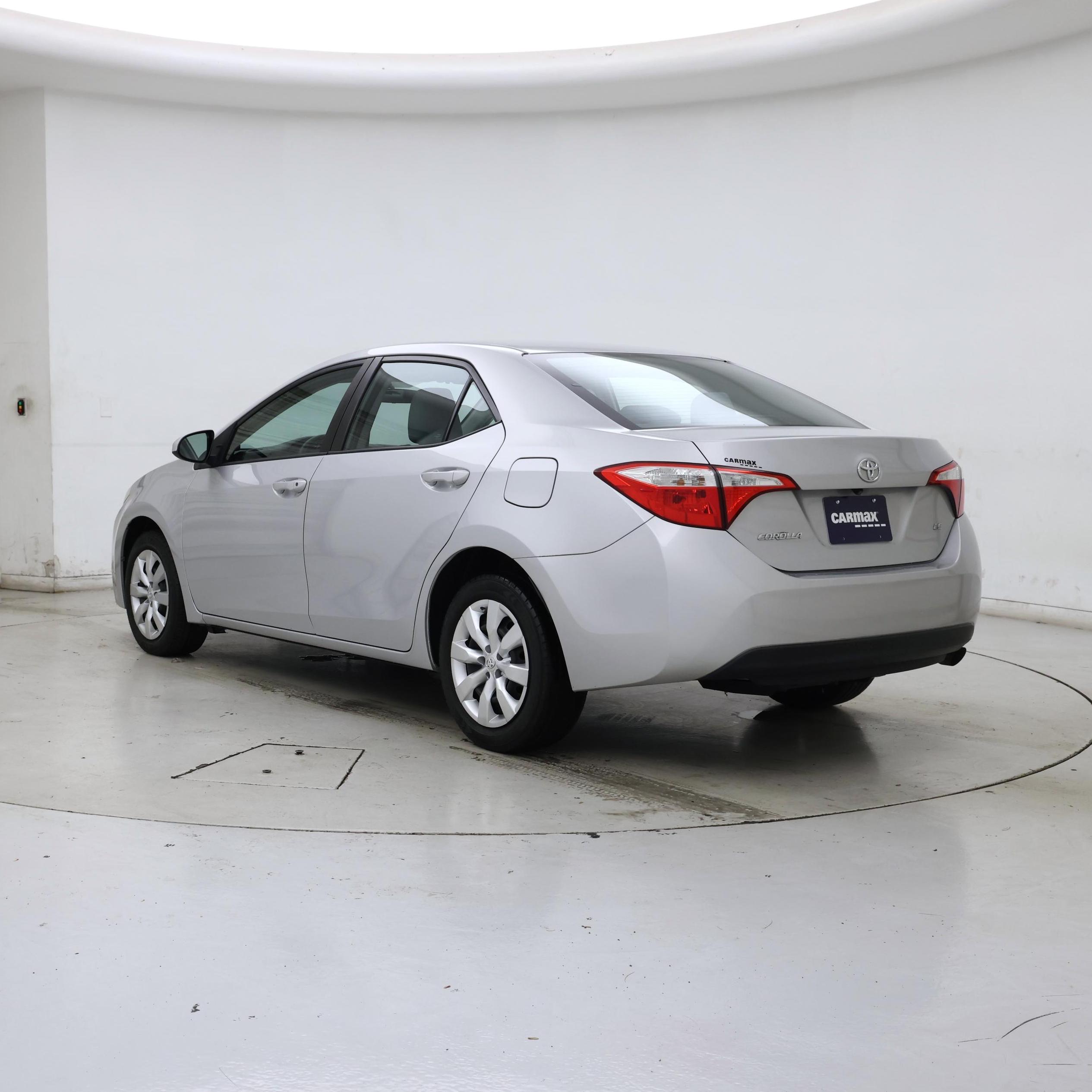 Thumbnail: 2016 Toyota Corolla - 2