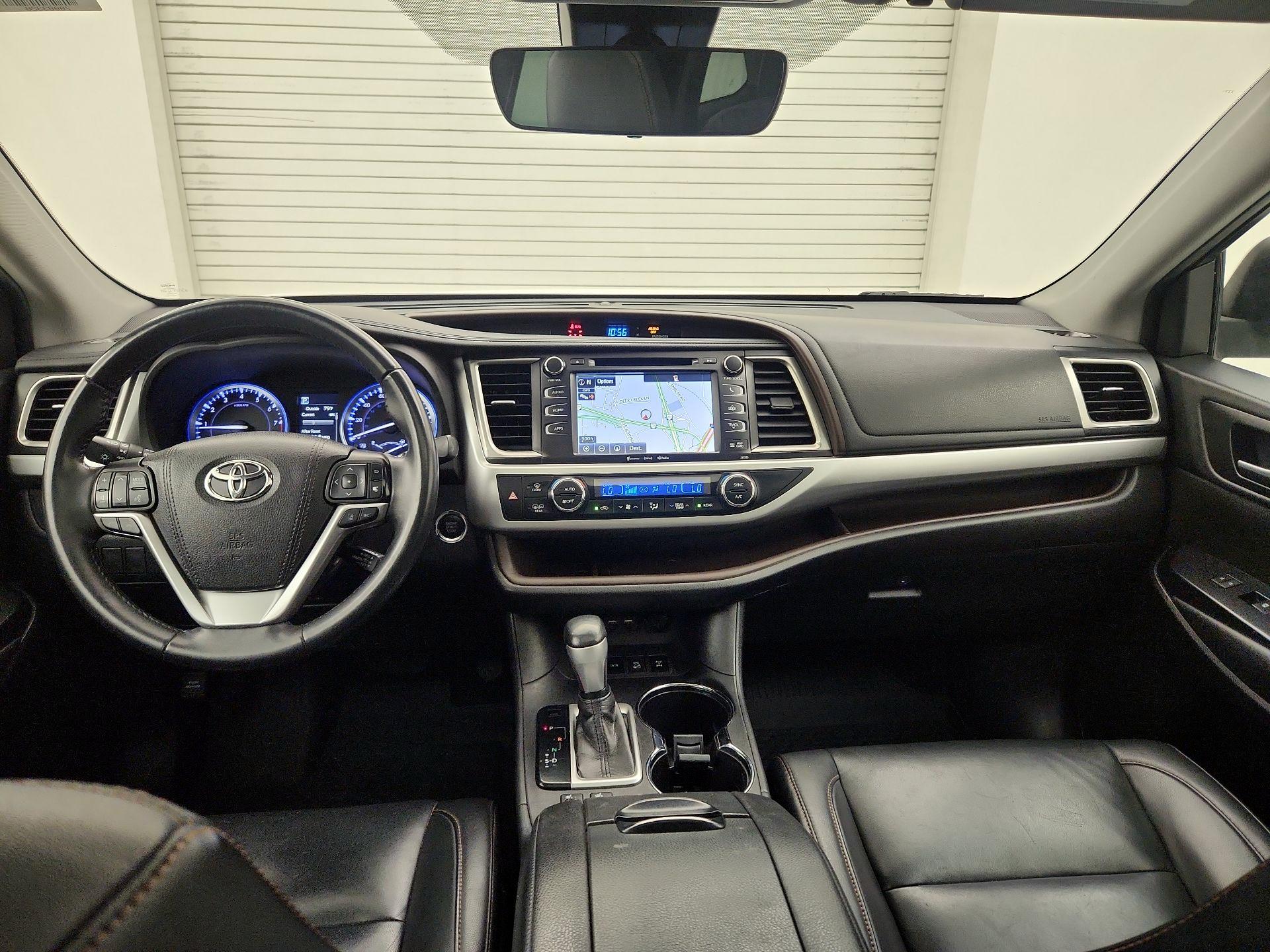 Thumbnail: 2019 Toyota Highlander - 9