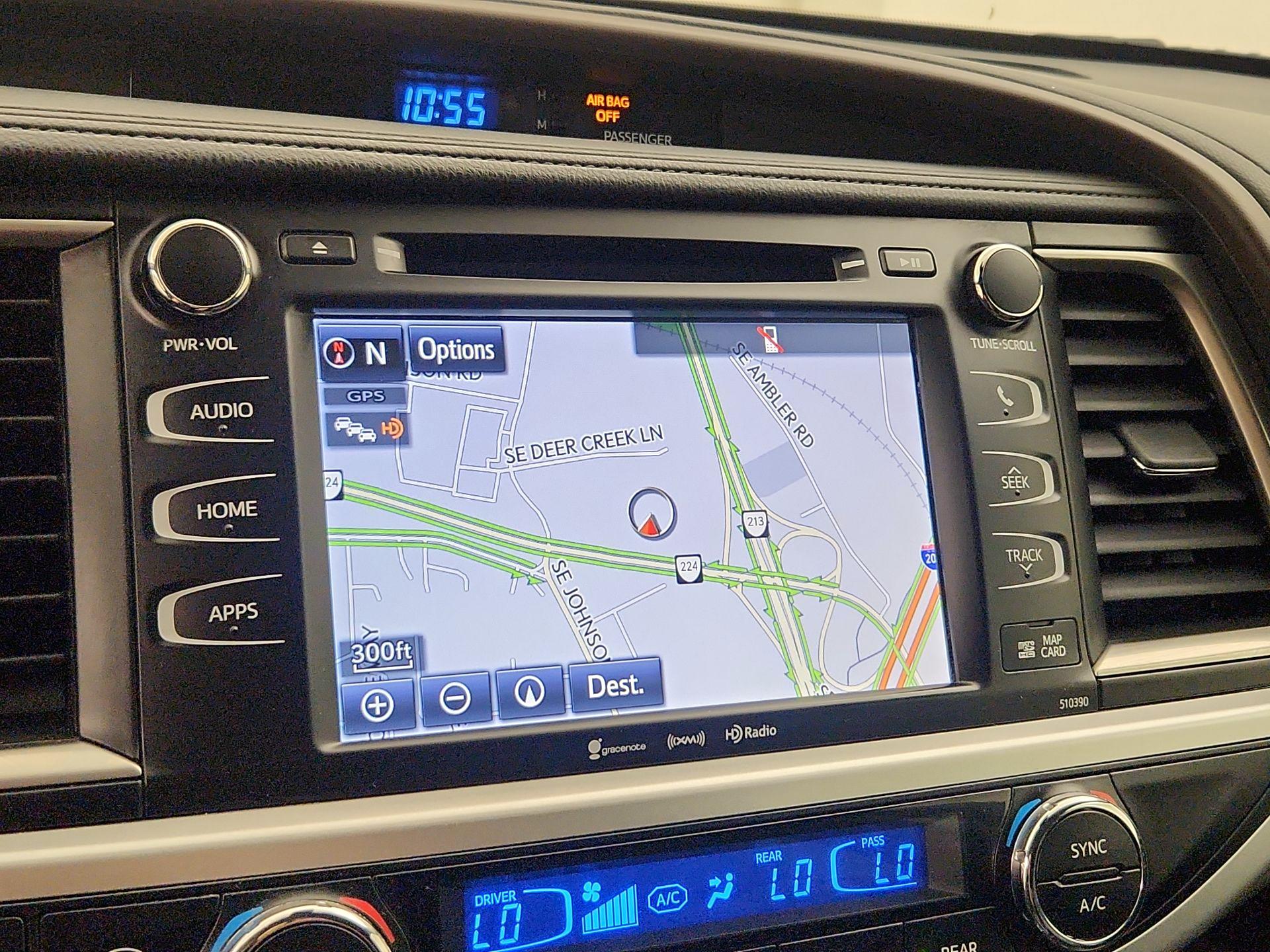 Thumbnail: 2019 Toyota Highlander - 14