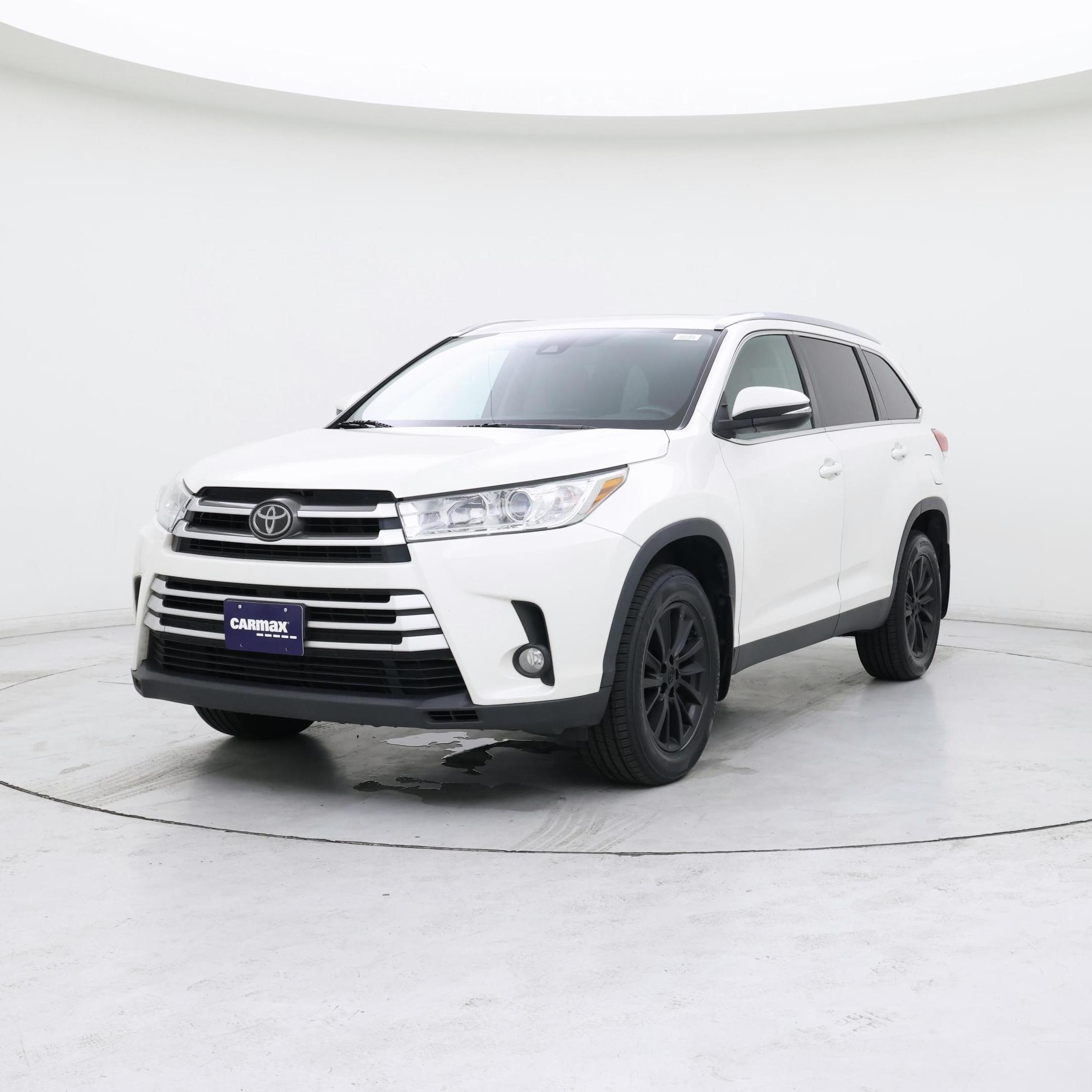 Thumbnail: 2019 Toyota Highlander - 4